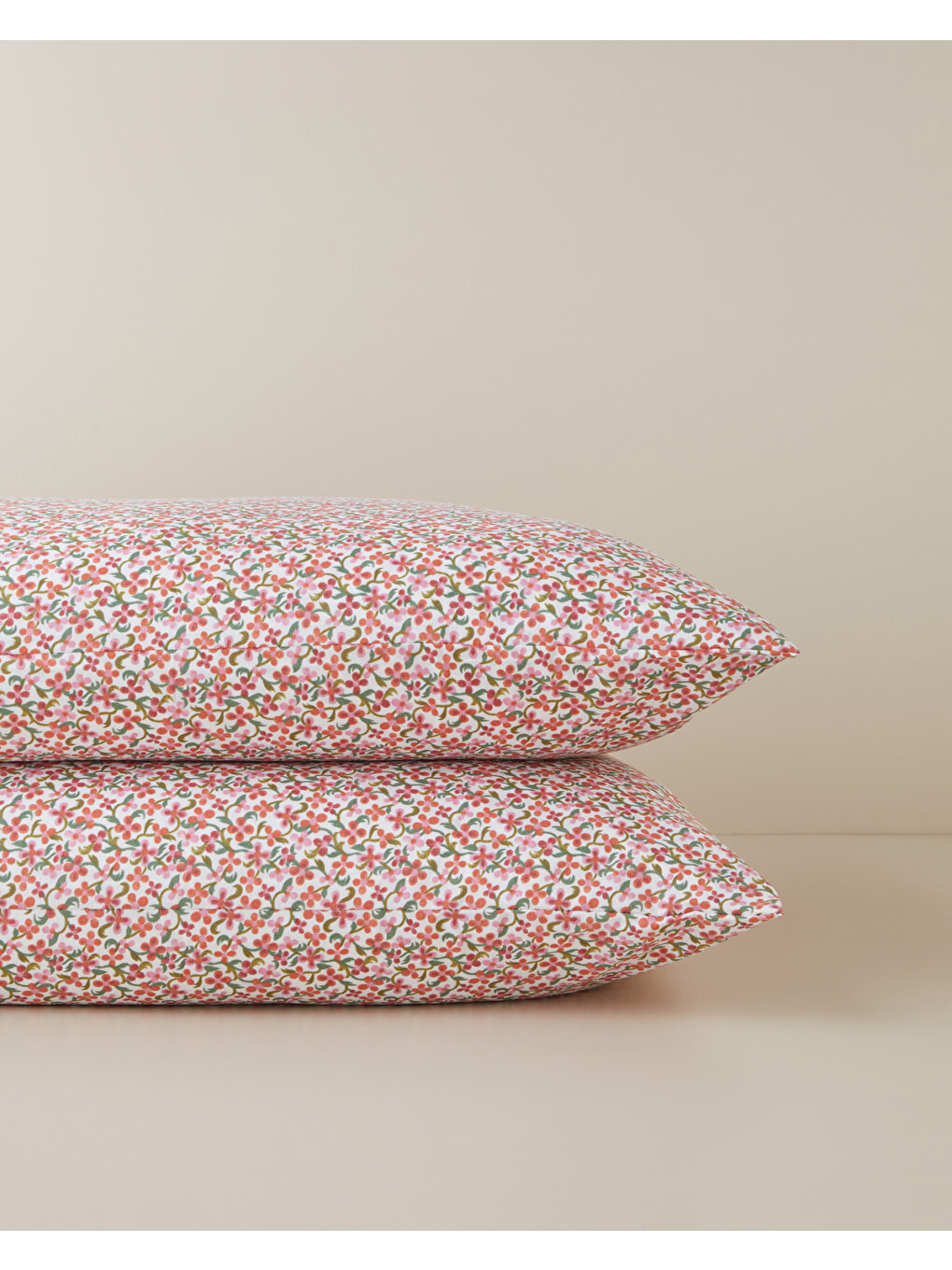 Berry Garden Kolay Ütülenir 2'li Yastık Kılıfı 50x70 Cm Kırmızı-1