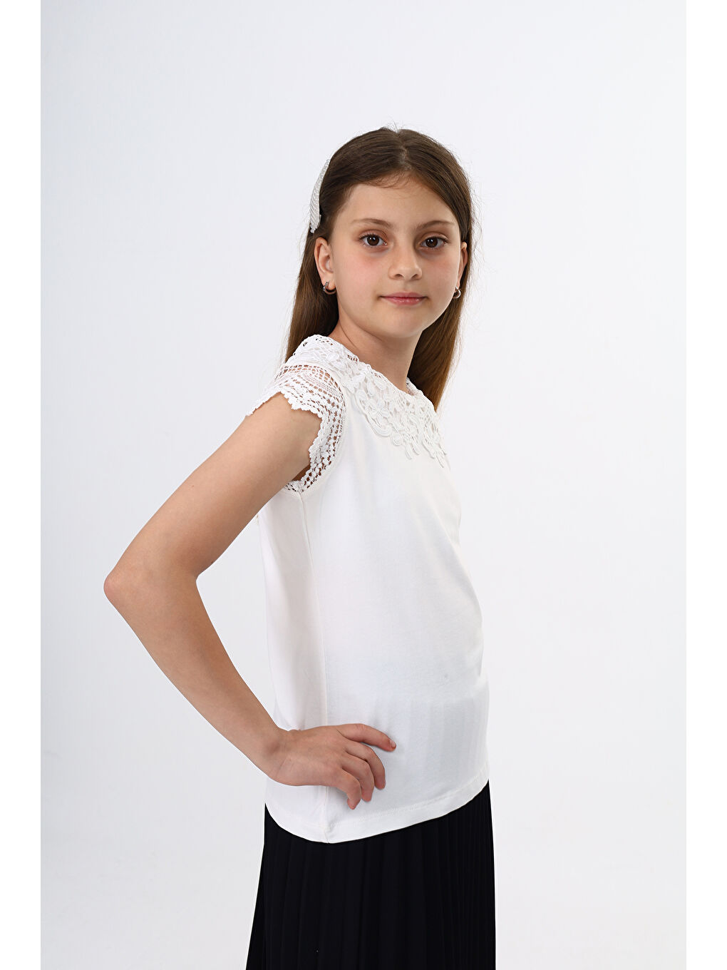 Ekru Kız Çocuk Okul Tişört-2