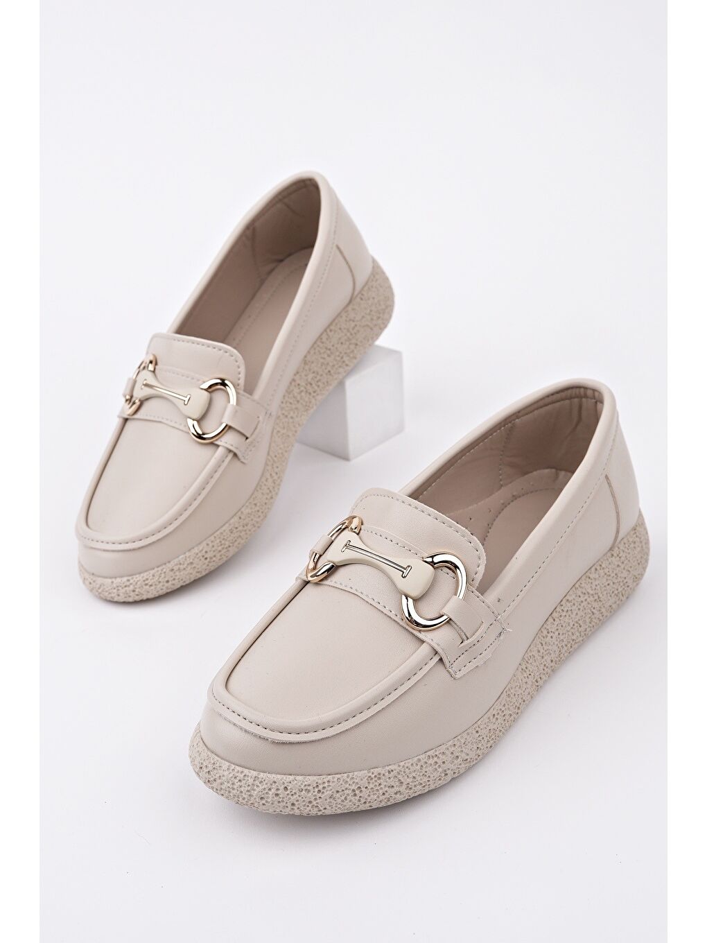 Bej POLARA Kalın Taban Toka Detaylı Kadın Günlük Loafer Ayakkabı