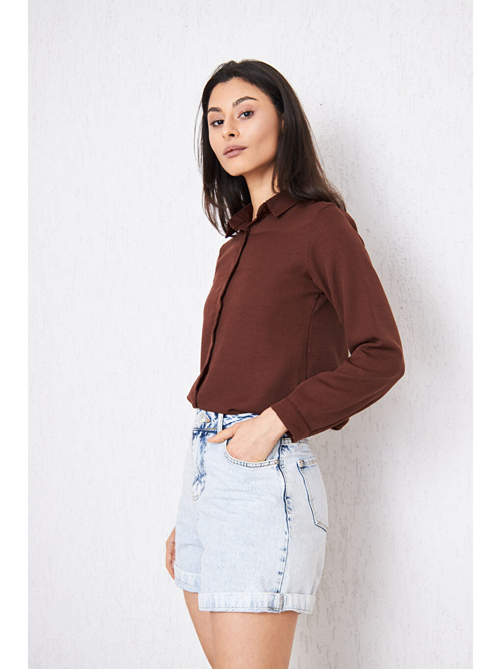 Kahverengi Kadın Uzun Kollu Düğmeli Basic Kahve Tunik Gömlek-2