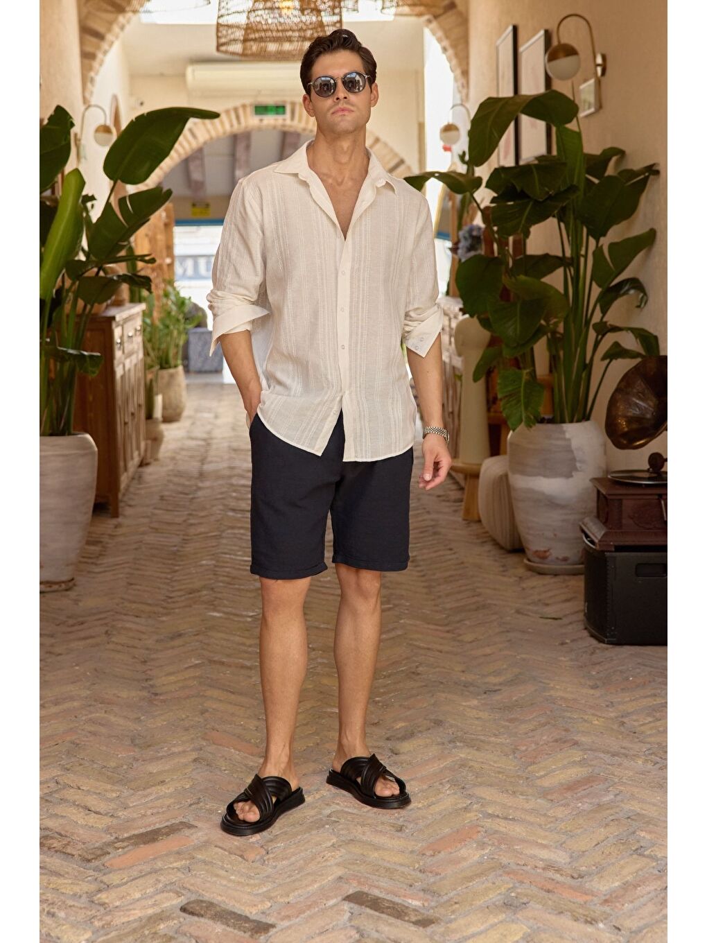 Beyaz Yuji Kendinden Desenli Keten Görünümlü Pamuk Oversize Erkek Gömlek-3