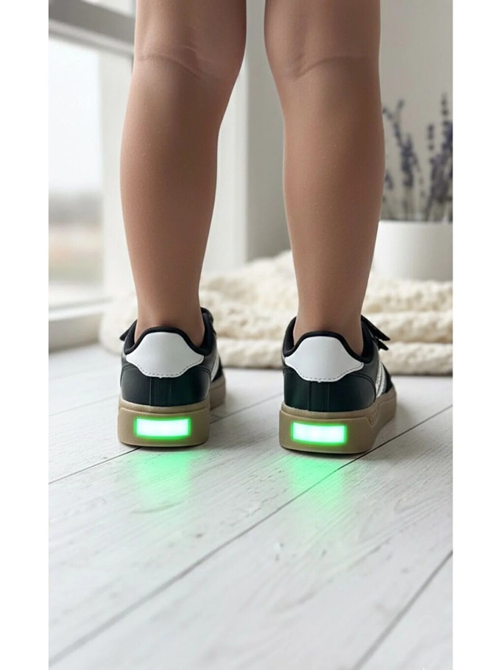 Siyah Unisex Günlük Işıklı Çocuk Cırtlı Yürüyüş Koşu Sneaker Spor Ayakkabı-4