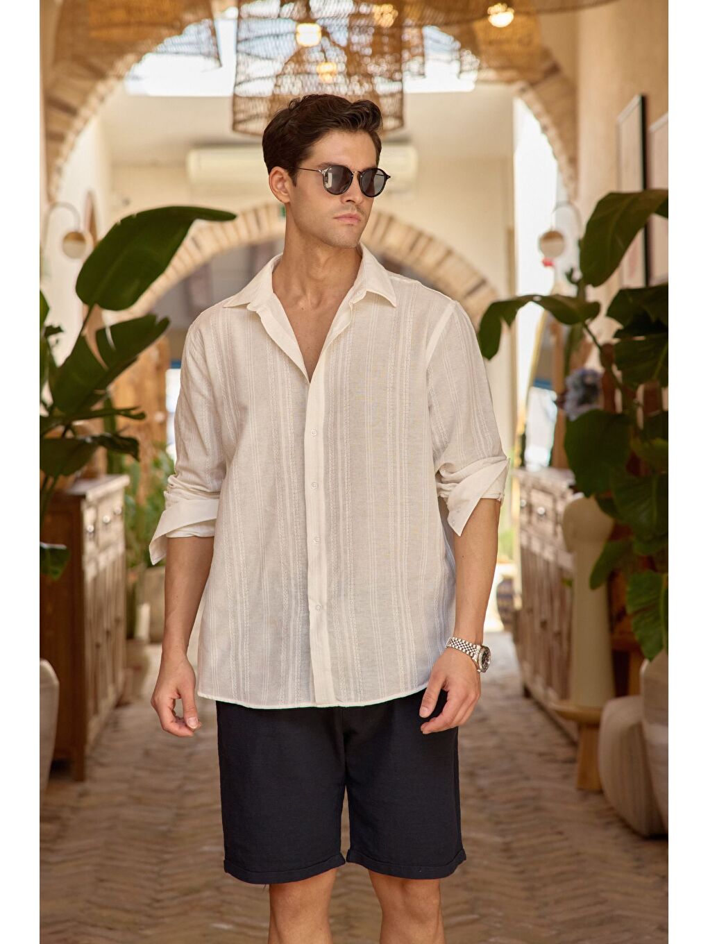 Beyaz Yuji Kendinden Desenli Keten Görünümlü Pamuk Oversize Erkek Gömlek-4