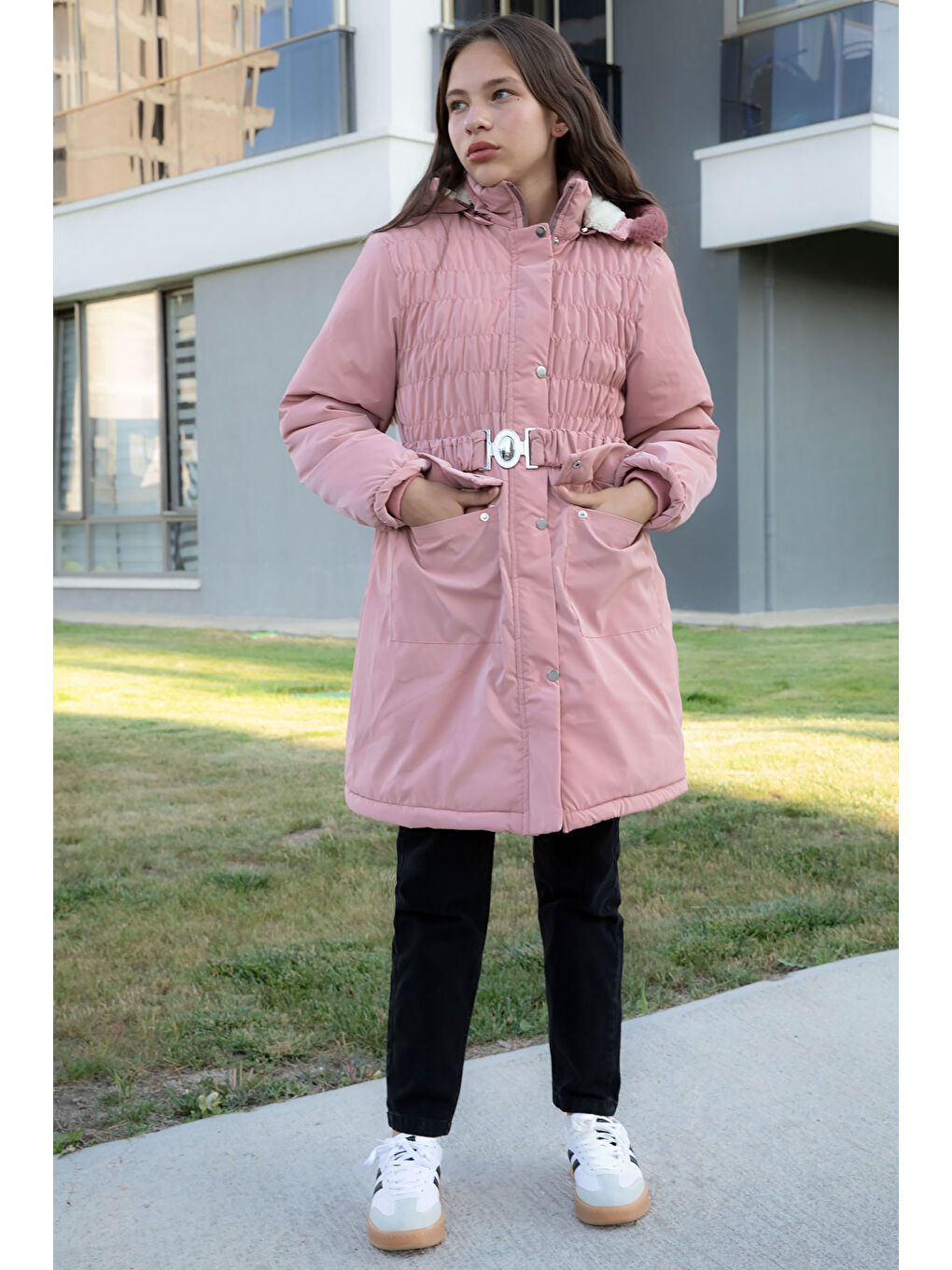 Pembe Kemerli Nubuk Kumaş Kız Çocuk İçi Kürklü Kapüşonlu Şişme Mont 21312-3