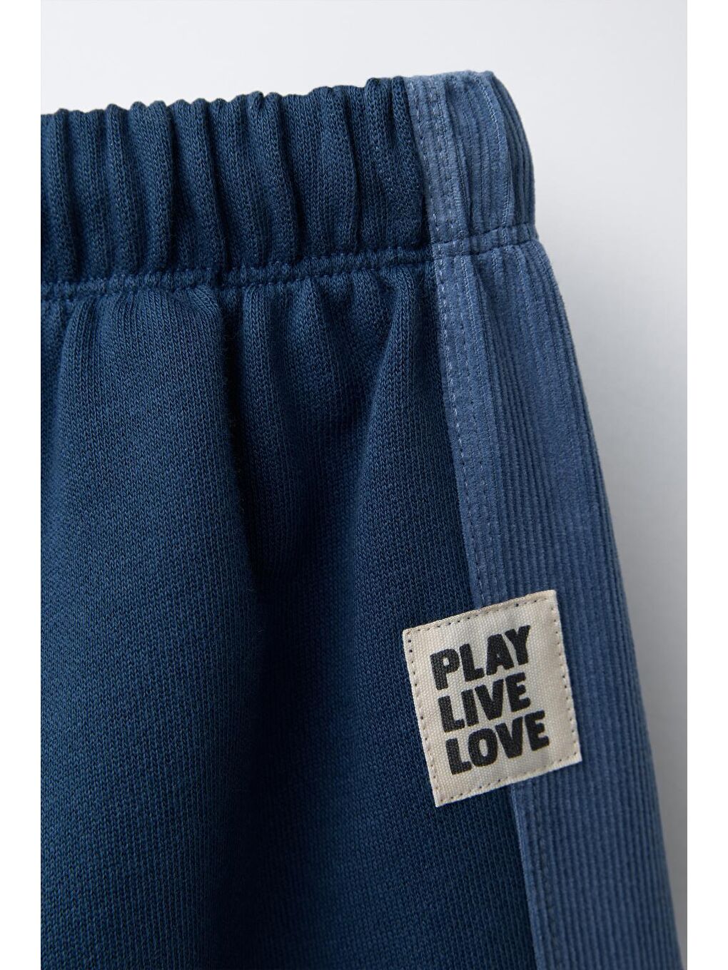 Karışık Unisex Çocuk Pamuklu Kırmızı Ayı Baskılı T-Shirt Ve Lacivert Eşofman Takım-4