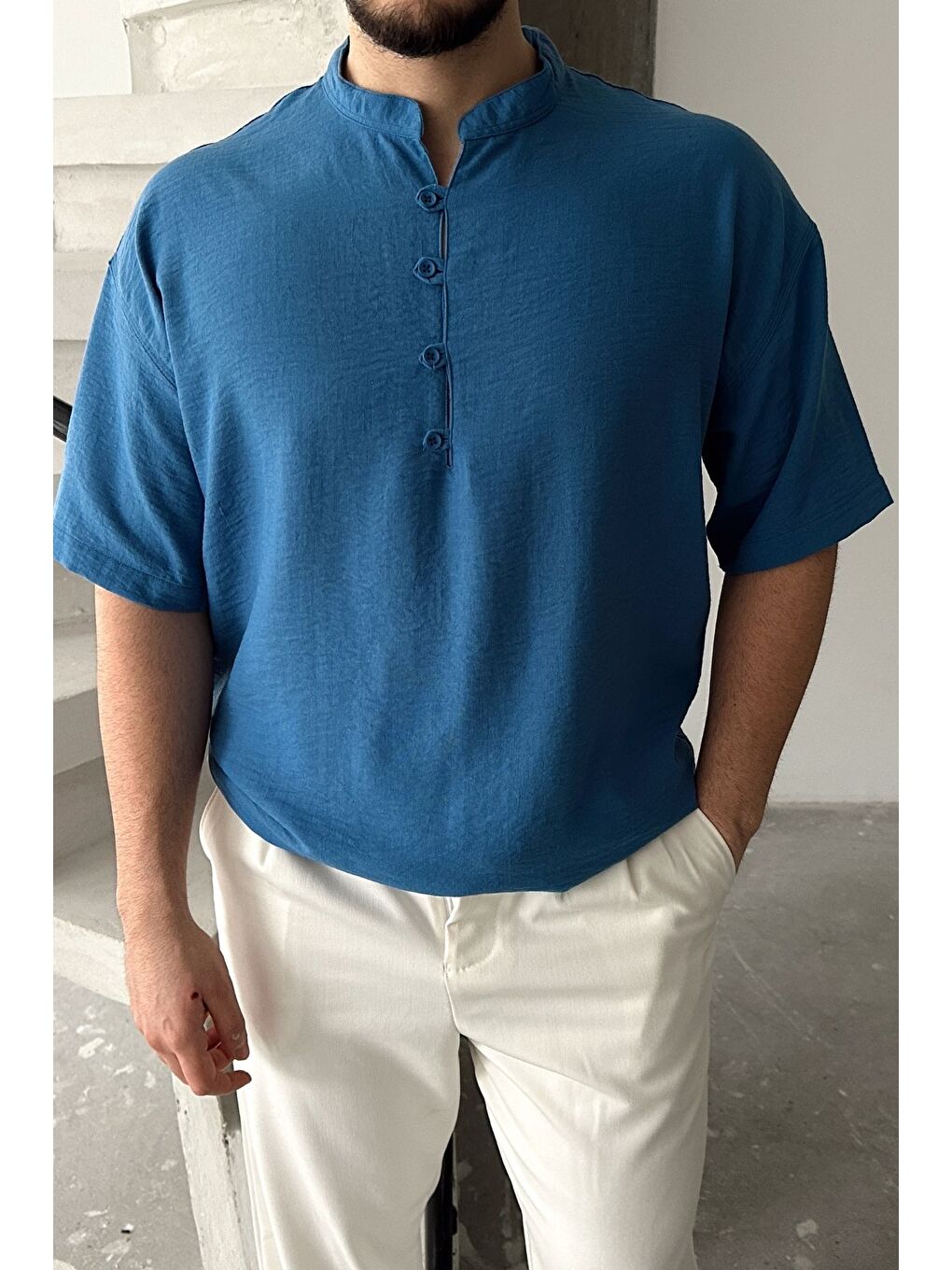 Mavi Soro Erkek Oversize Keten Görünümlü Kısa Kol Hakim Yaka Yarım Pat Gömlek-1