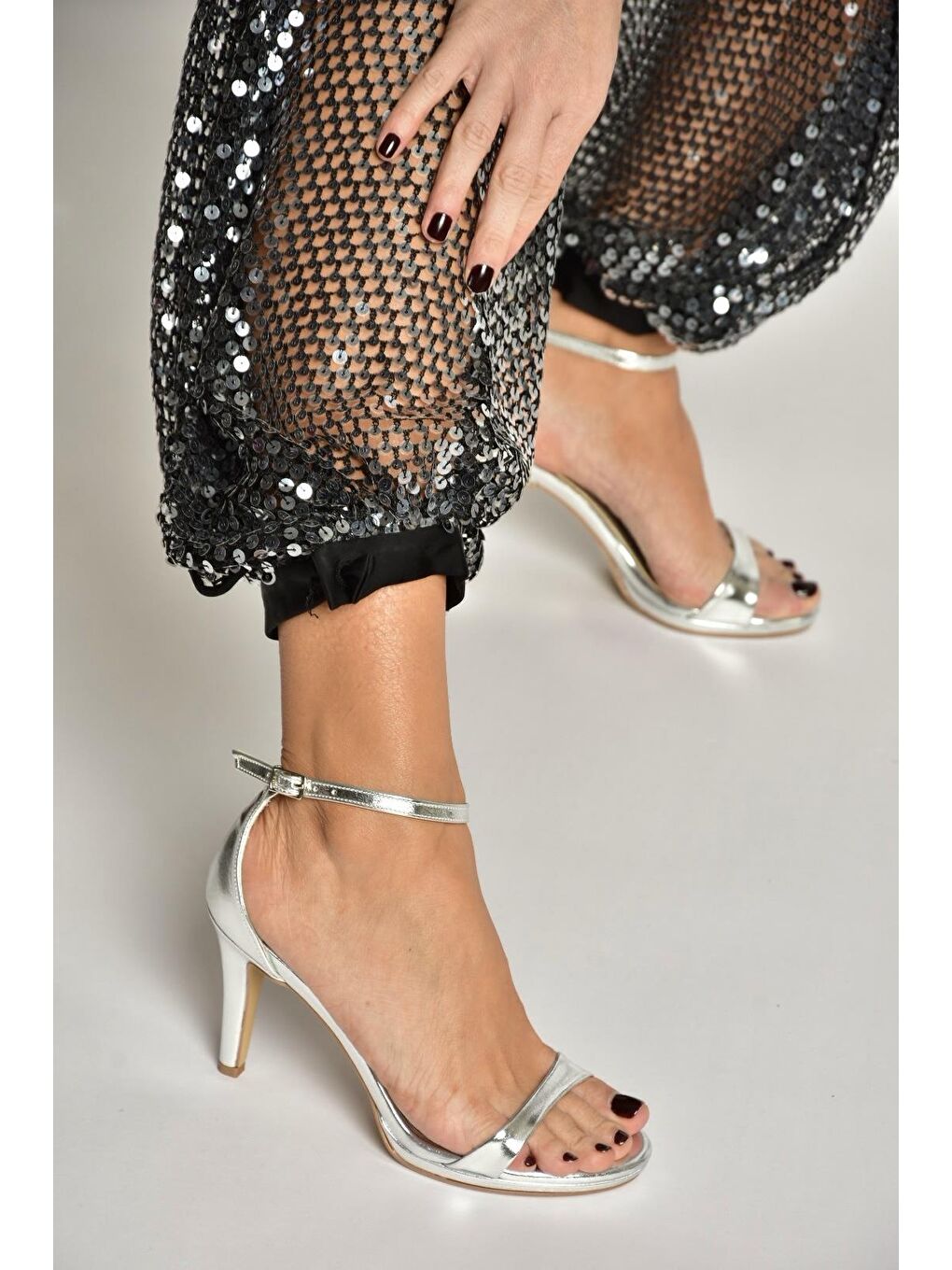 Gri Gümüş Kadın Topuklu Ayakkabı Y569716909-1