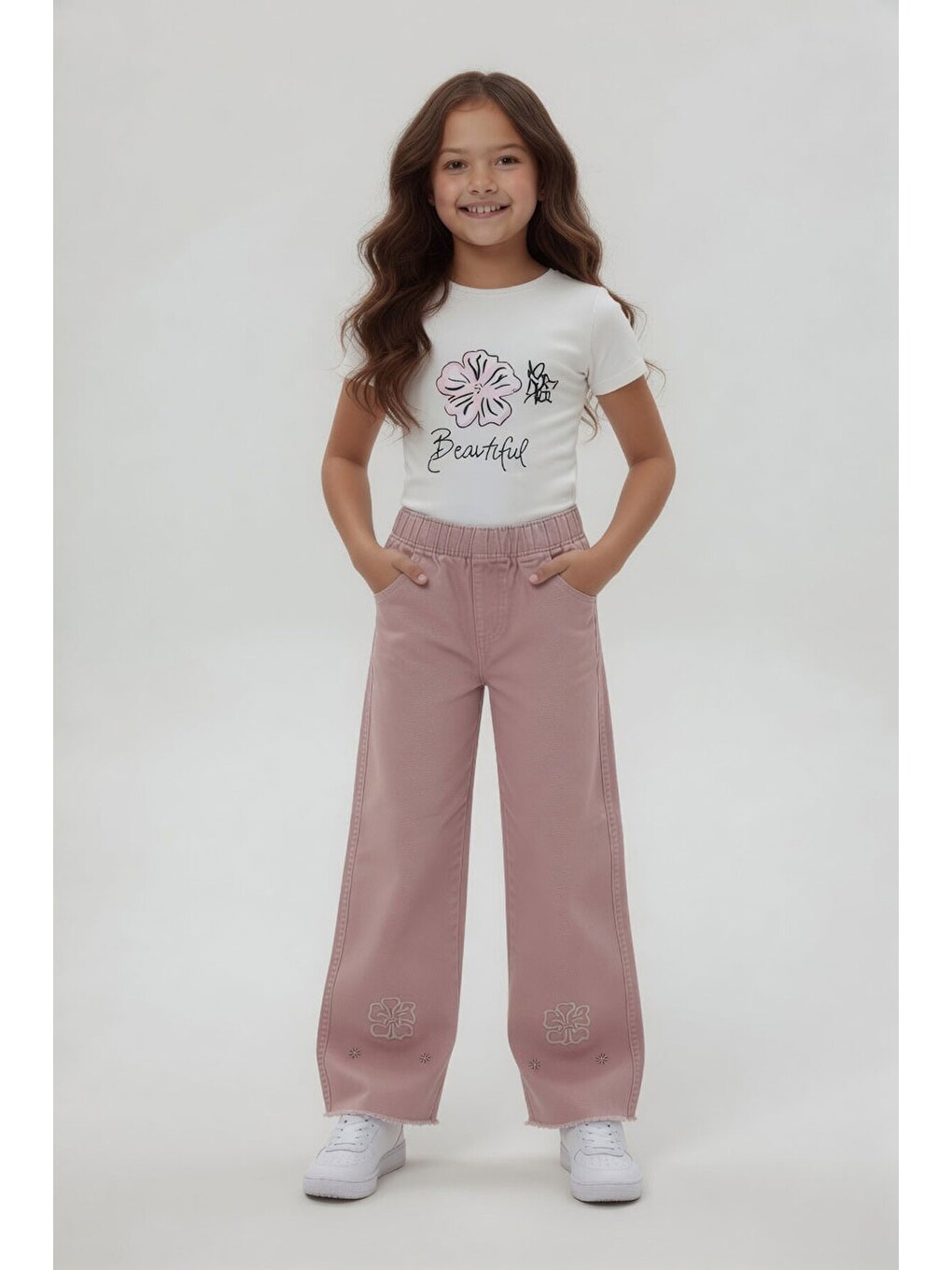 Pembe Çiçek Nakışlı Ceketli Geniş Paça Pantolonlu Kız Çocuk 3lü Takım 24115-4