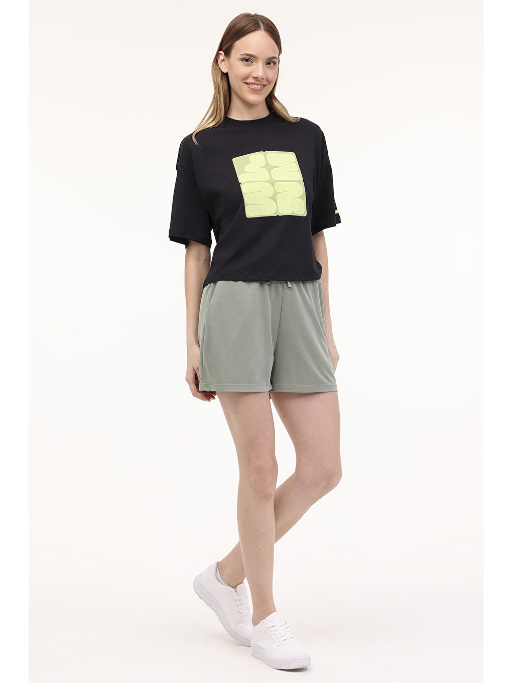 Haki WL RAIN 20SS182 4FX PASTEL HAKI Kadın Şort-2