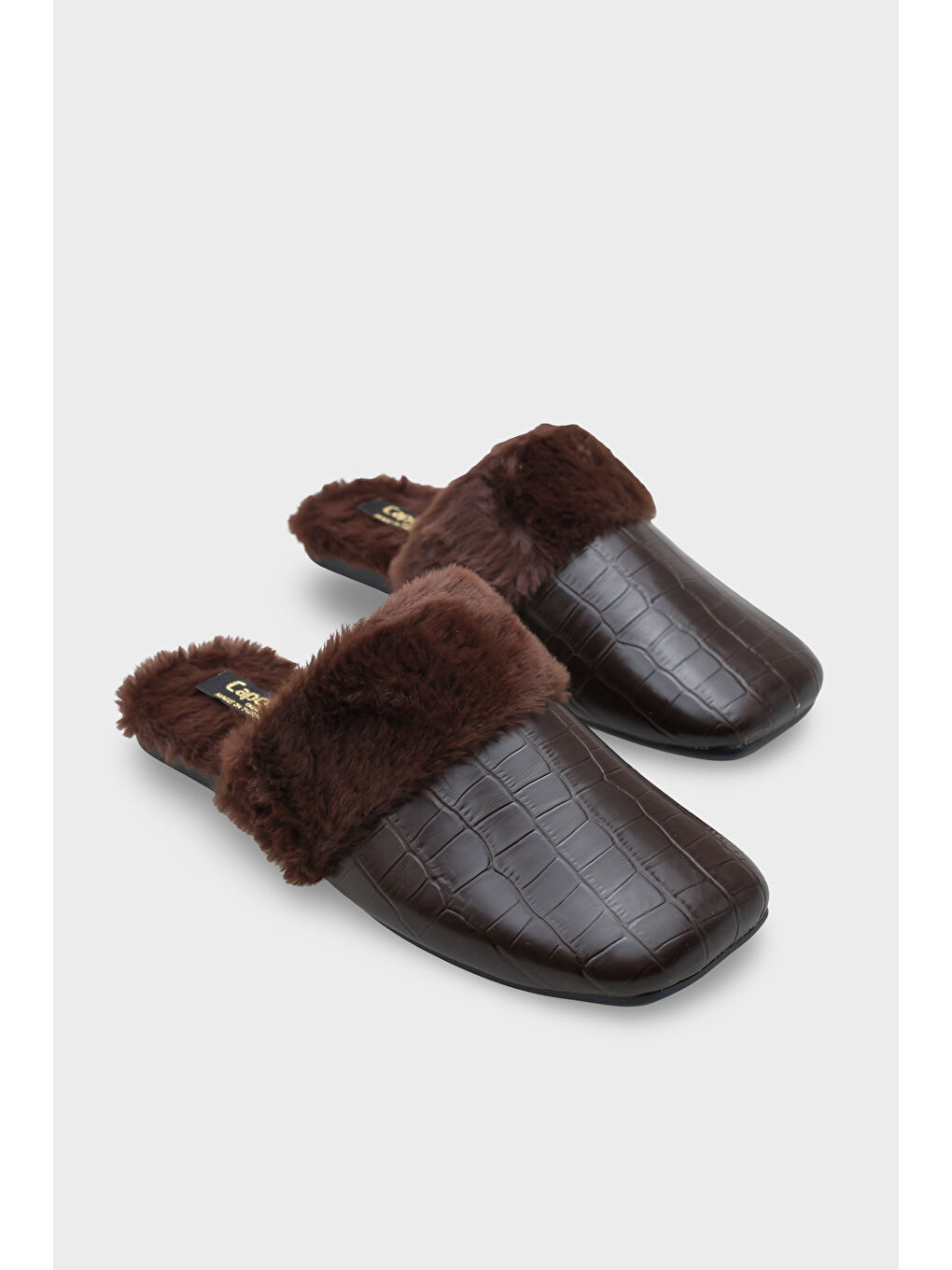 Kahverengi Elyse Kadın Kapalı Gondol Tüylü Terlik-1