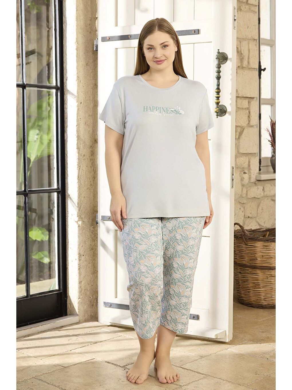 Büyük Beden Kadın Kısa Kol Kaprili Viskon Pijama Takımı 250336 Buz Mavi-3