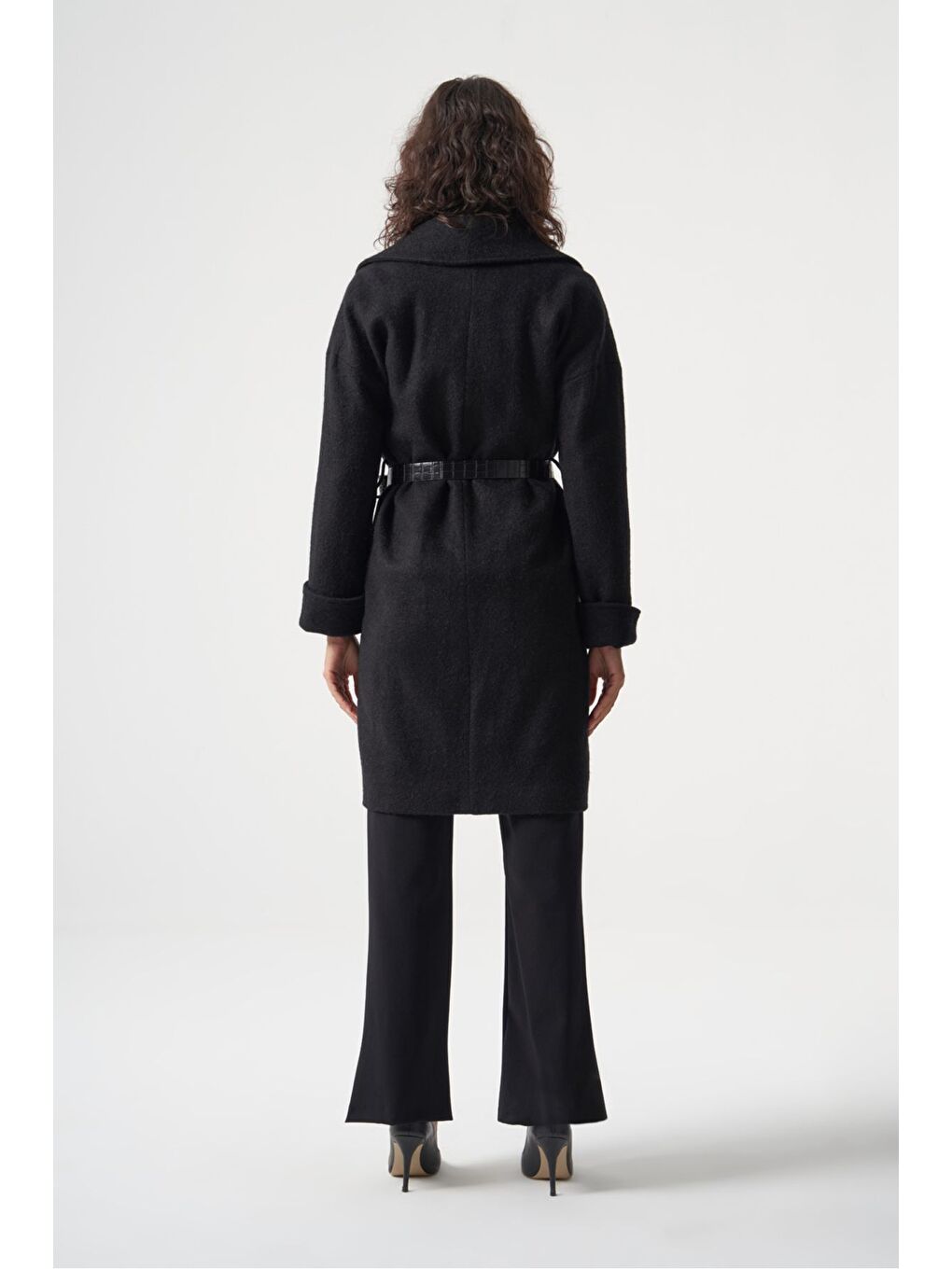 MZL Rahat Kesimli Siyah Çantalı Kaşe Kaban-3