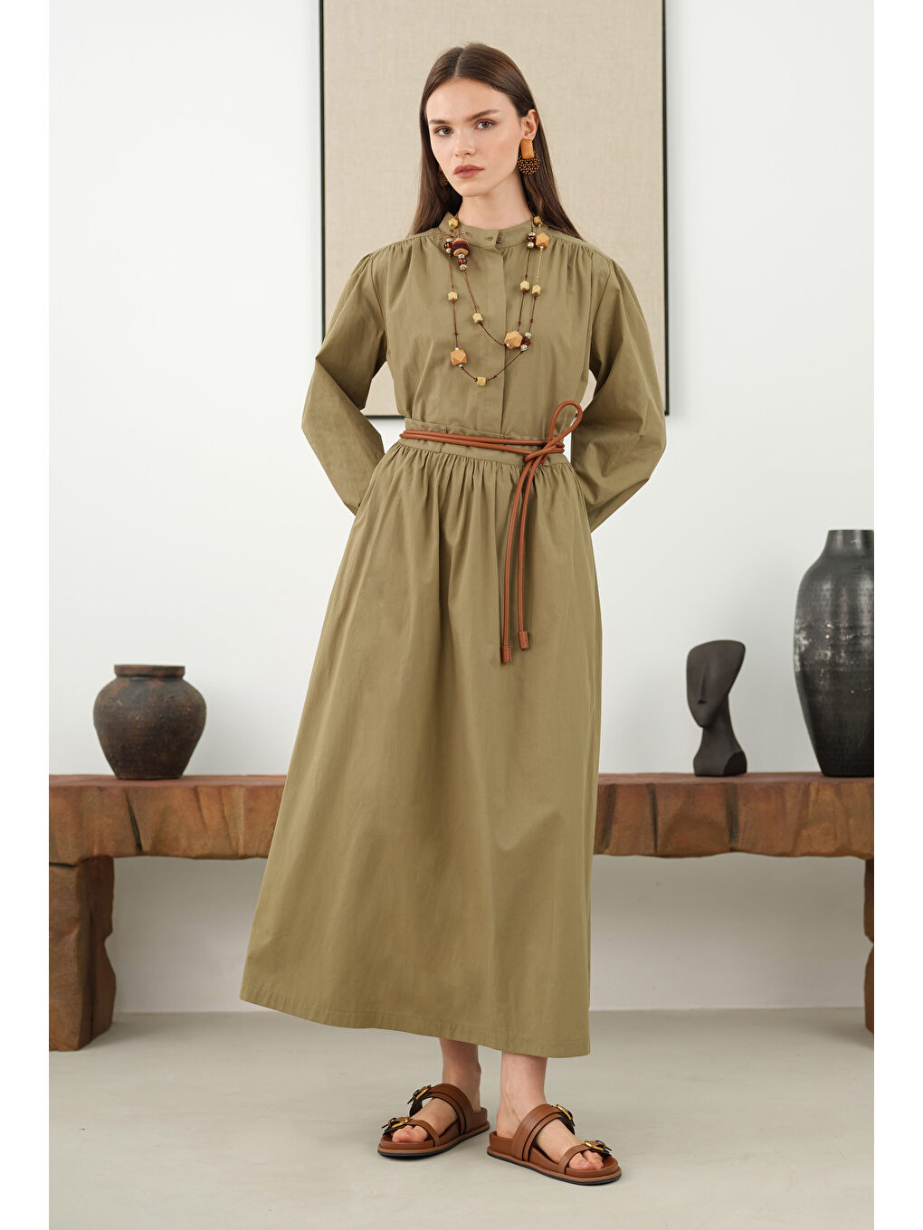 Yeşil Omzu Büzgülü Poplin Gömlek Açık Kil-2