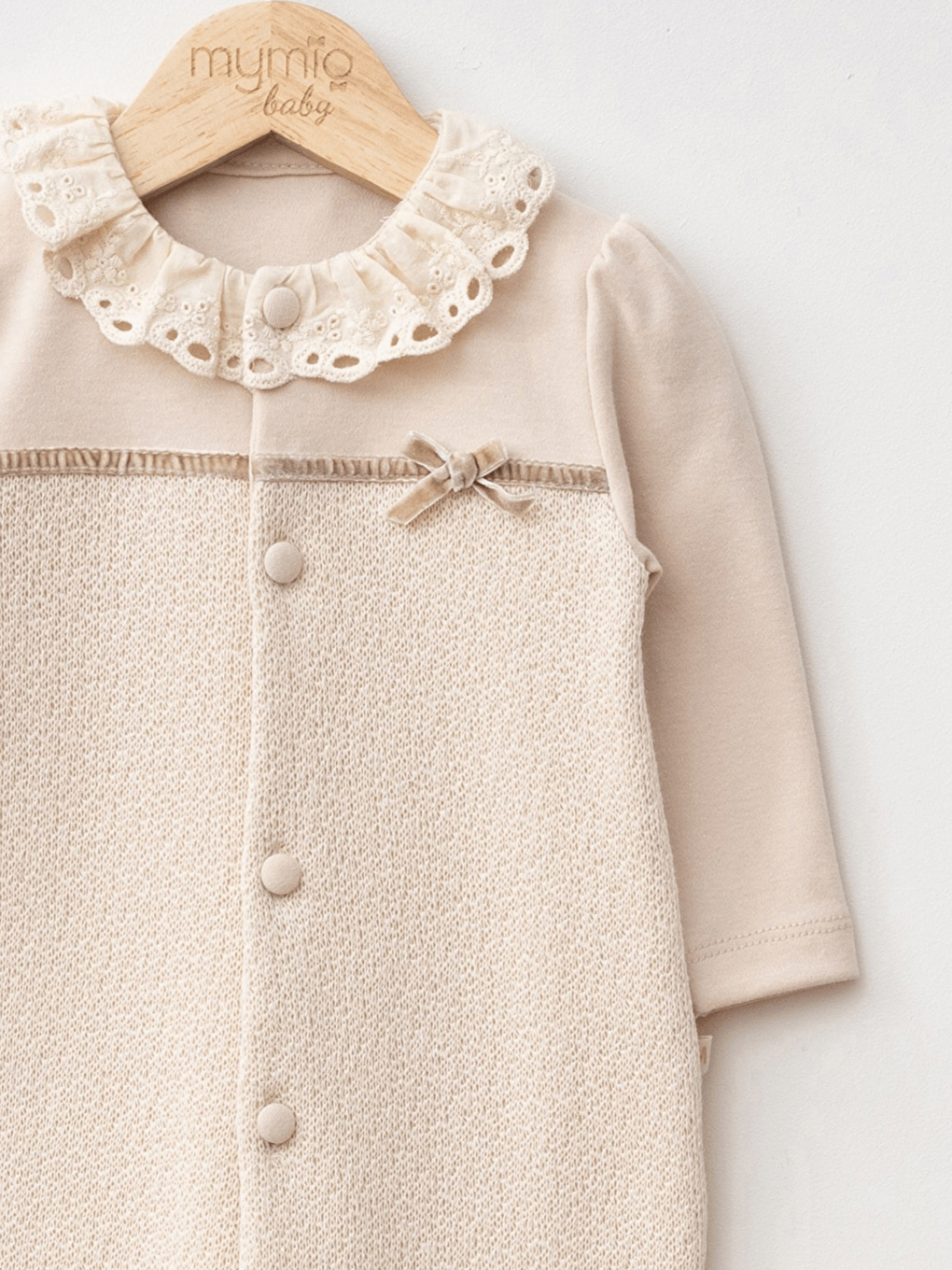 Kahverengi Bisiklet Yaka Uzun Kollu Dantel Detaylı Kız Bebek Tulum-1