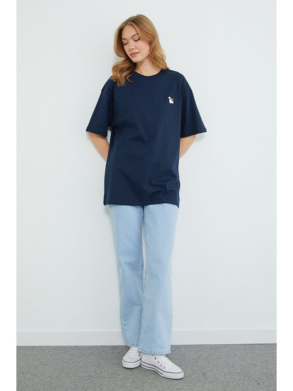 Lacivert Ördek Nakışlı Bisiklet Yaka Tişört-3