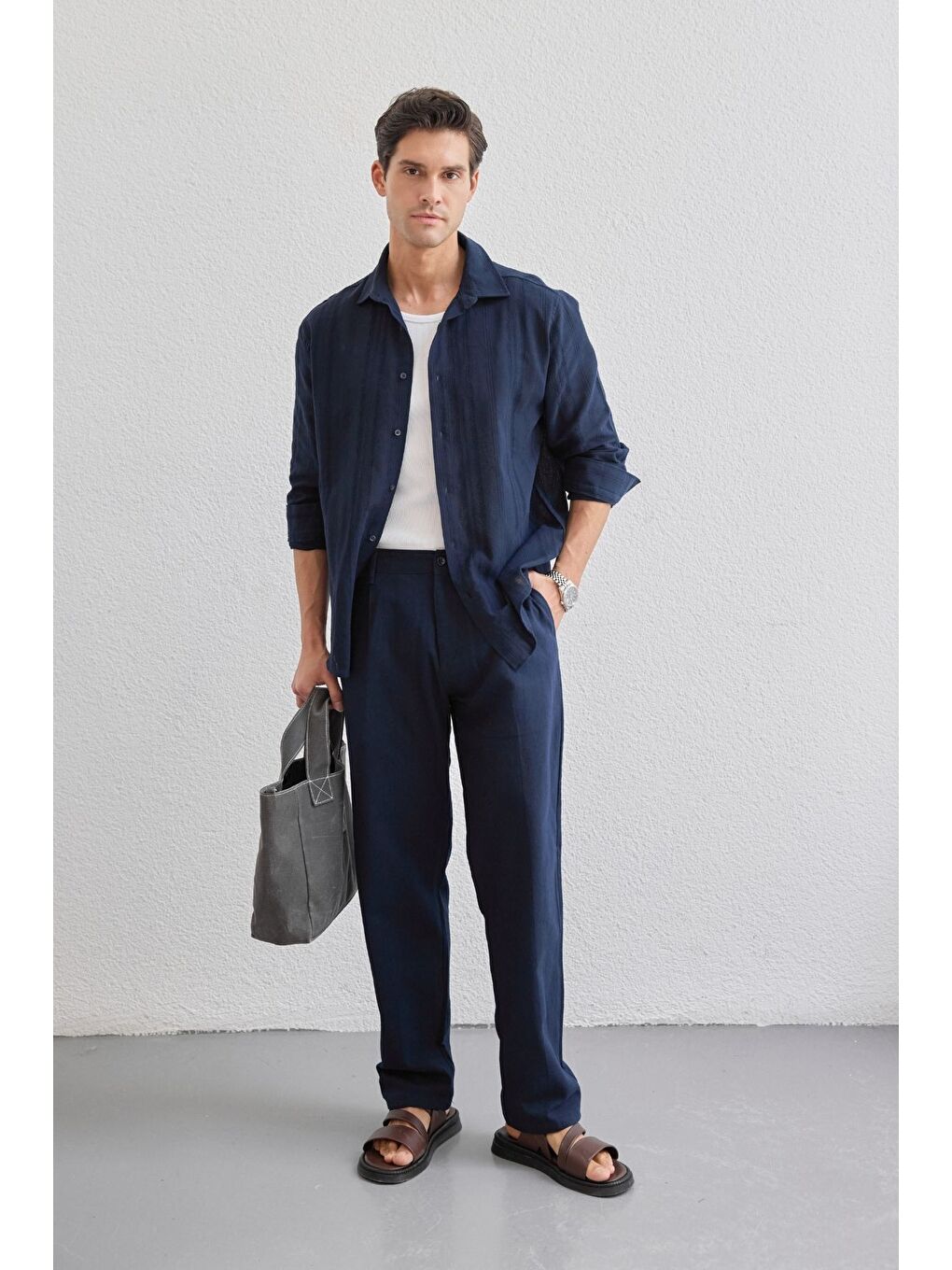 Lacivert Yuji Kendinden Desenli Keten Görünümlü Pamuk Oversize Erkek Gömlek-1