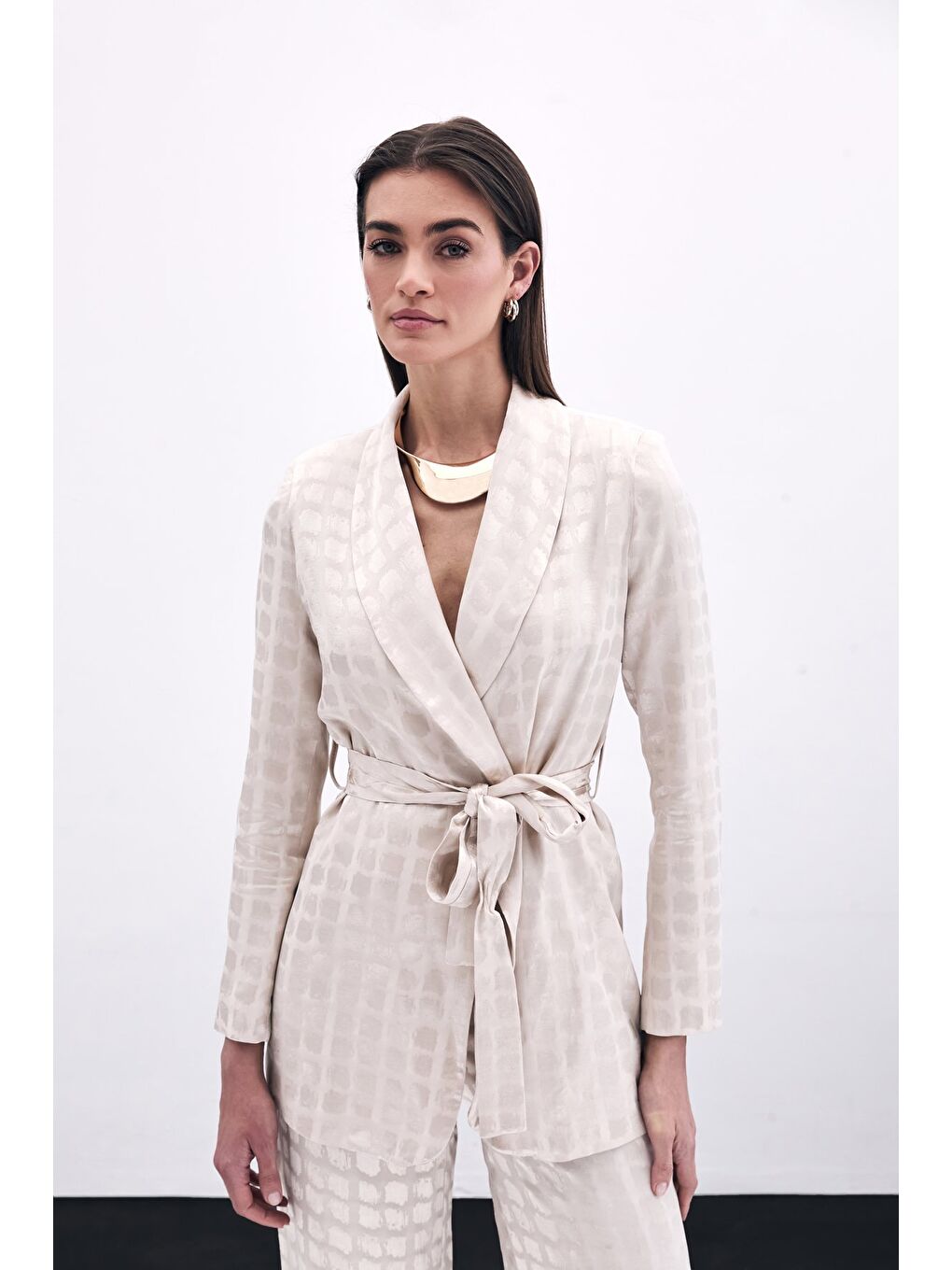 Kare Desenli Kuşaklı Ceket - Bej