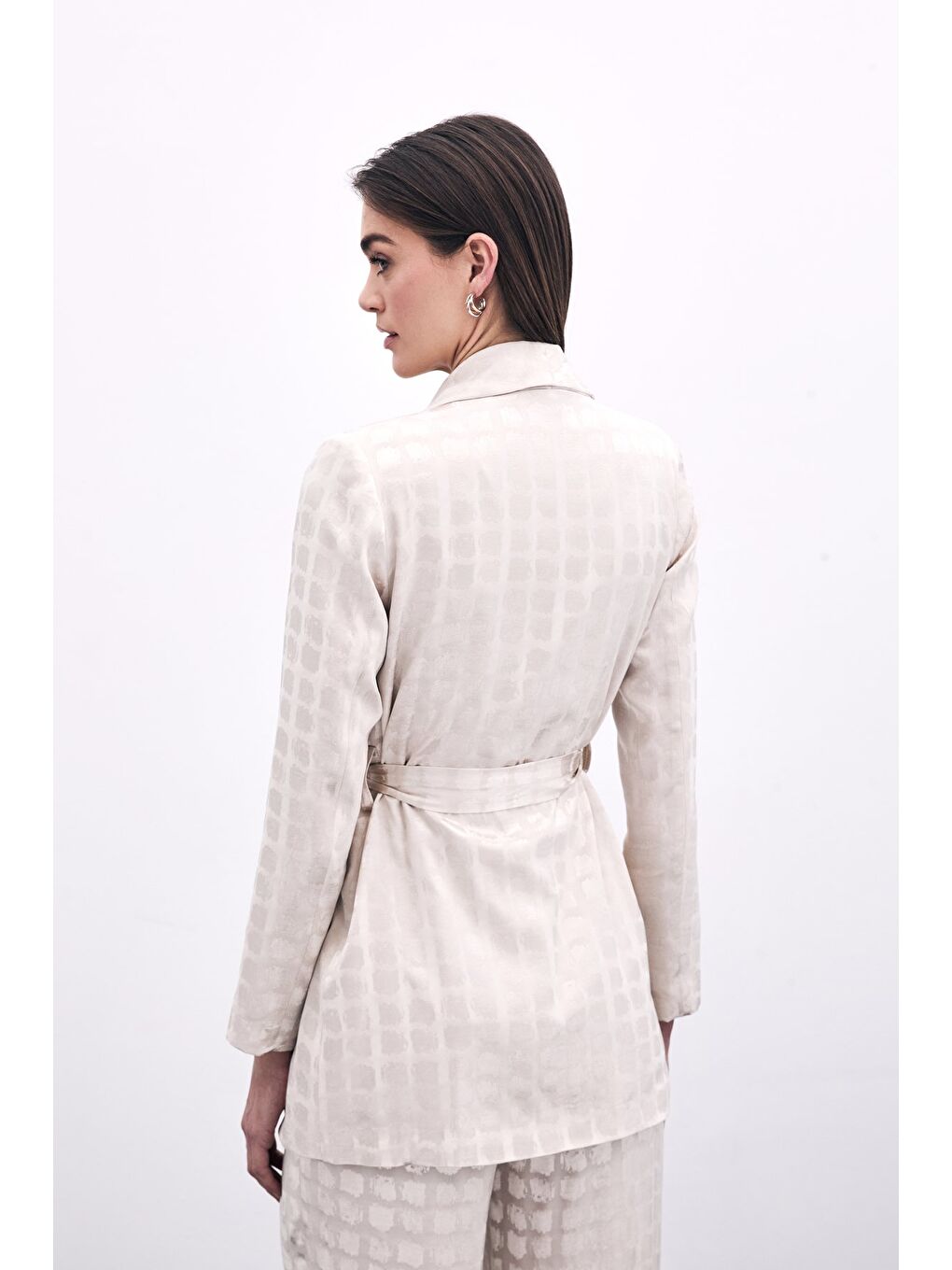 Kare Desenli Kuşaklı Ceket - Bej-4