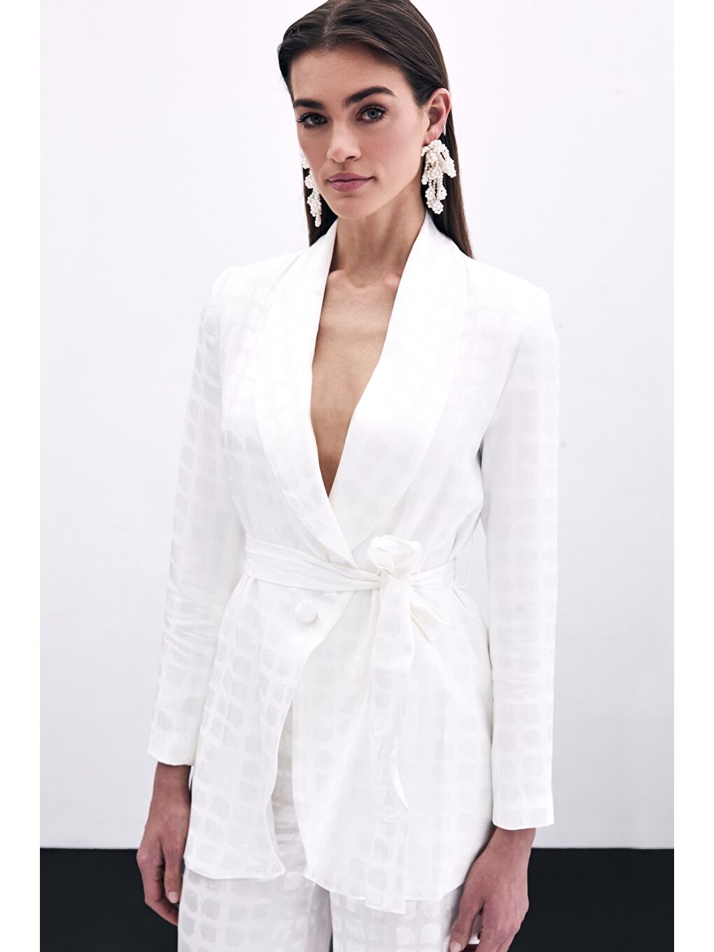 Kare Desenli Kuşaklı Ceket - Ekru-1