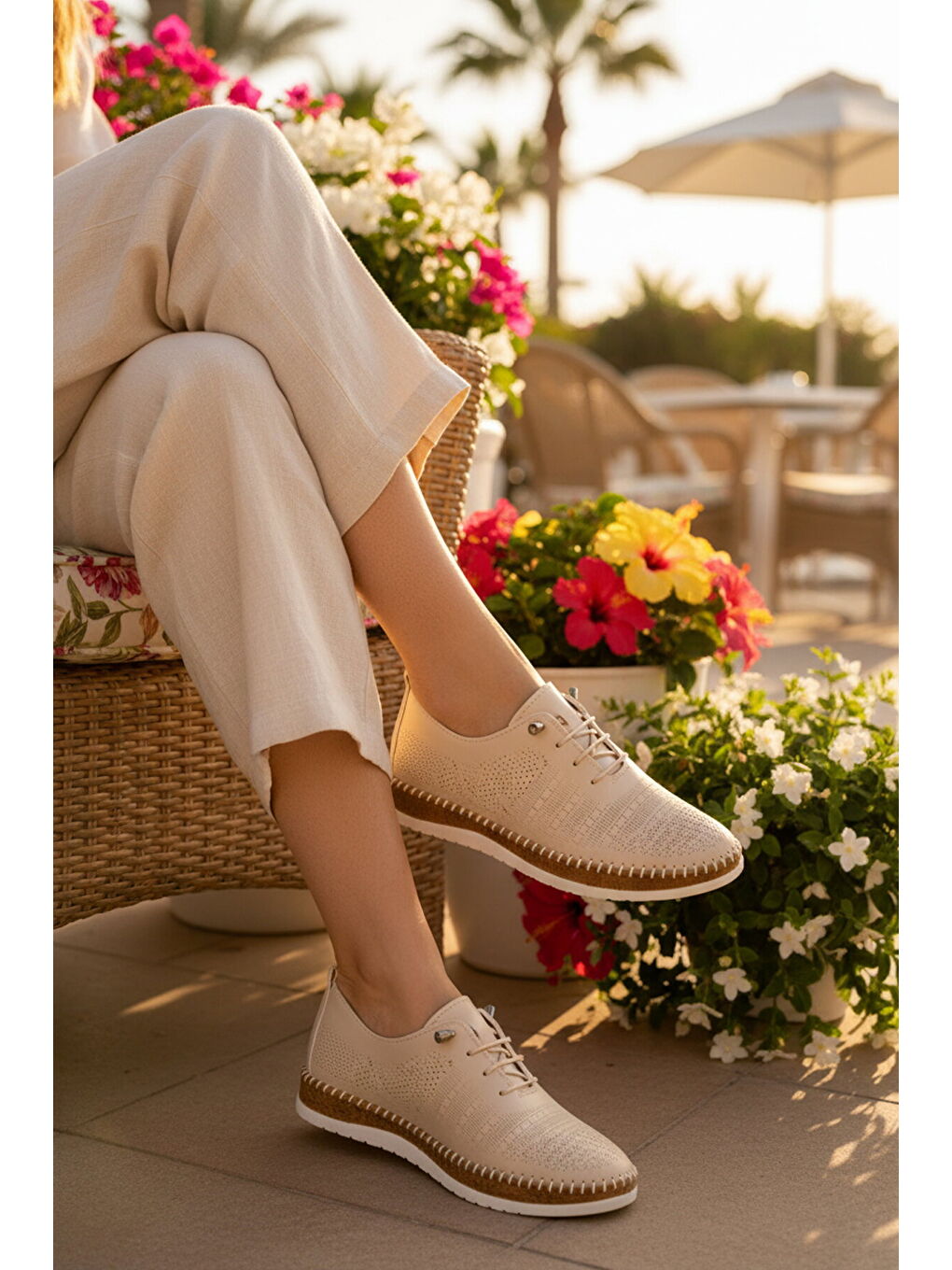 Bej Hafif Esnek Kadın Casual Ayakkabı 066 Z-2