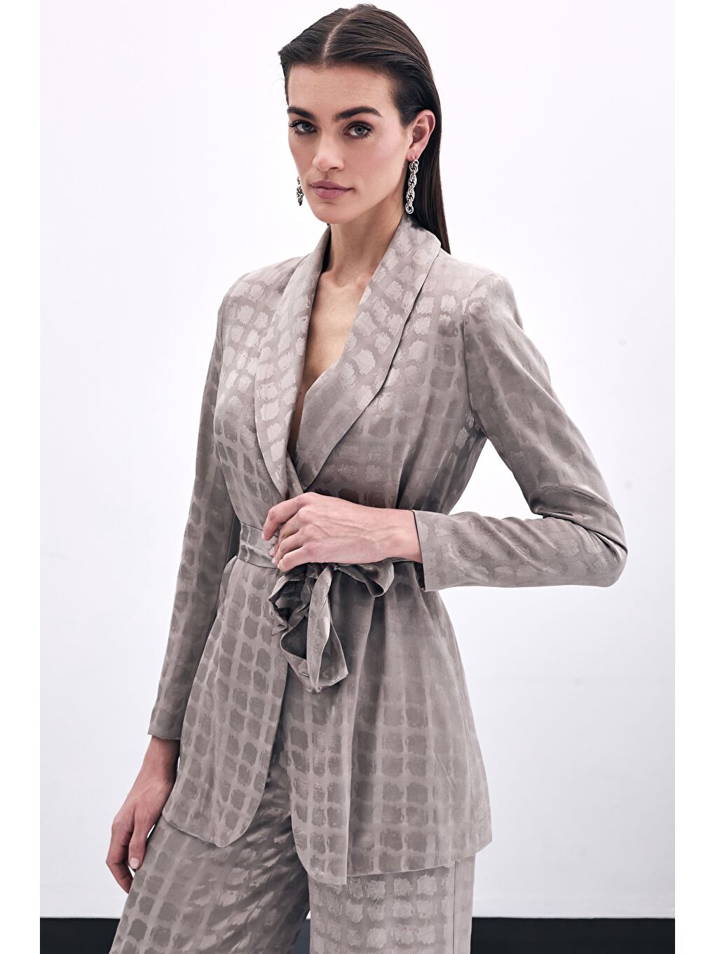 Bej Kare Desenli Kuşaklı Ceket - Vizon-1