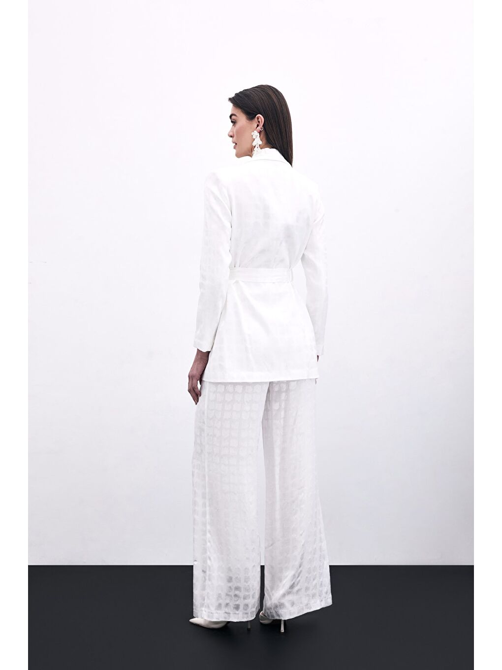 Kare Desenli Kuşaklı Ceket - Ekru-5