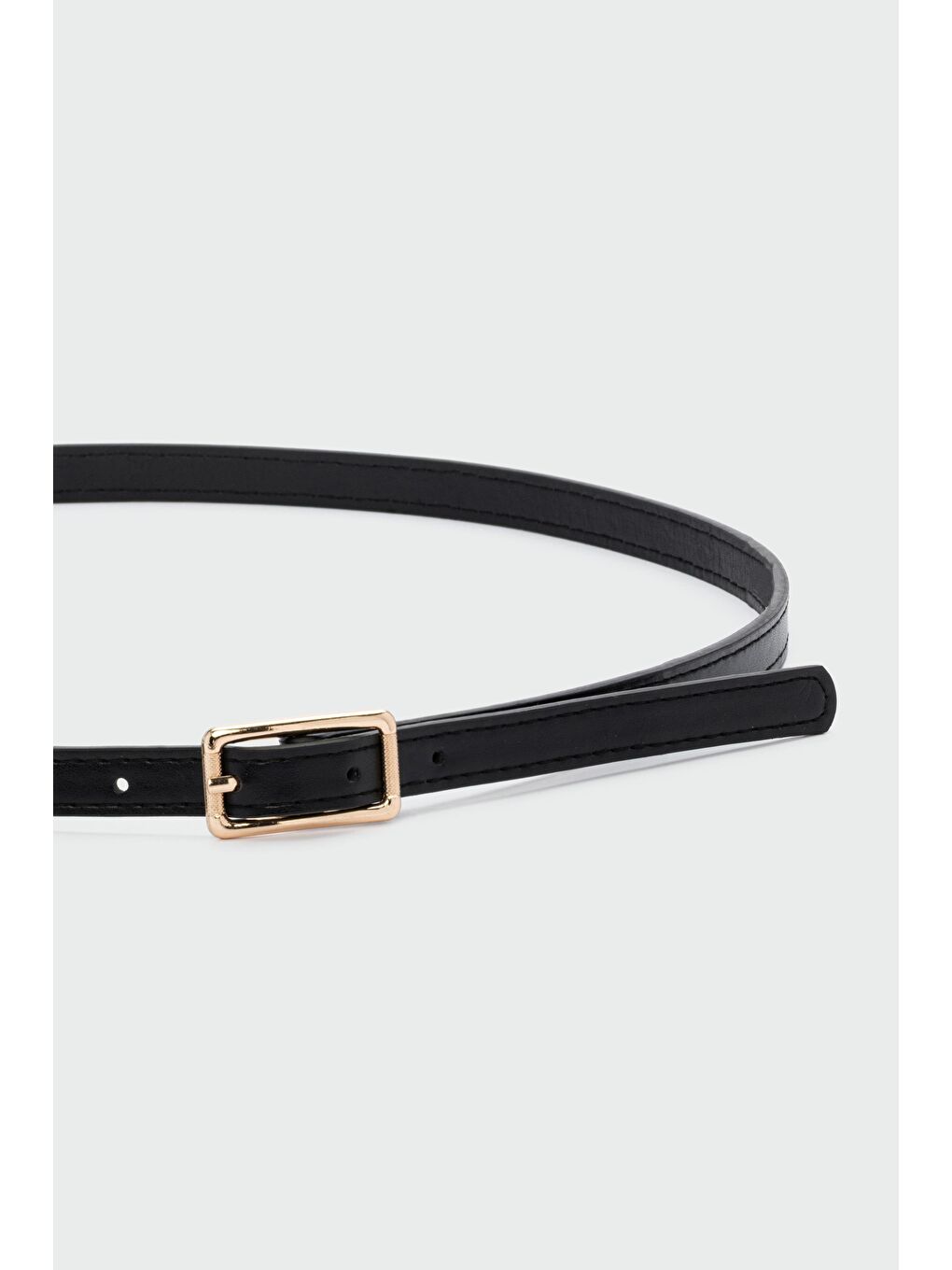 Dikdörtgen Tokalı İnce Suni Deni Kemer Siyah-1