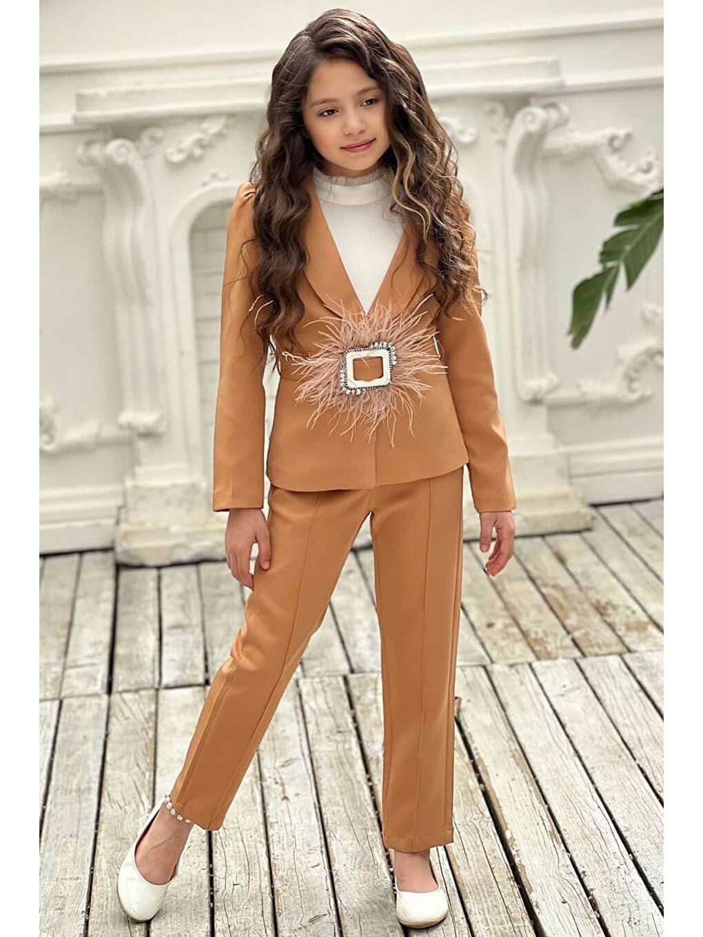 Kız Çocuk Yakası Fırfır Tüllü Dik Yaka Kazak Blazer Ceket Kırçılı Kemer Kahverengi Alt Üst Takım