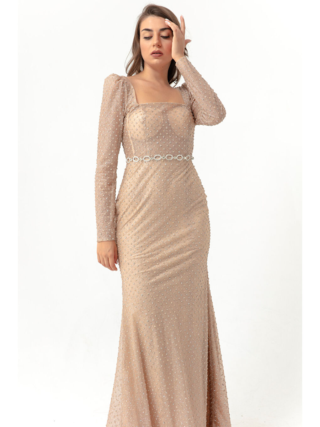 Kadın Bej Kare Yaka Taşlı Kemerli Uzun Abiye Elbise-1