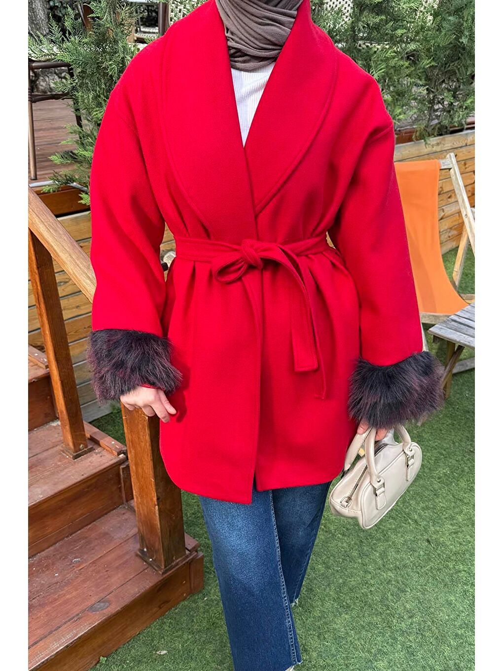 Kırmızı Kol Kürk Detaylı Kaşe Kaban Nar Çiçeği-3