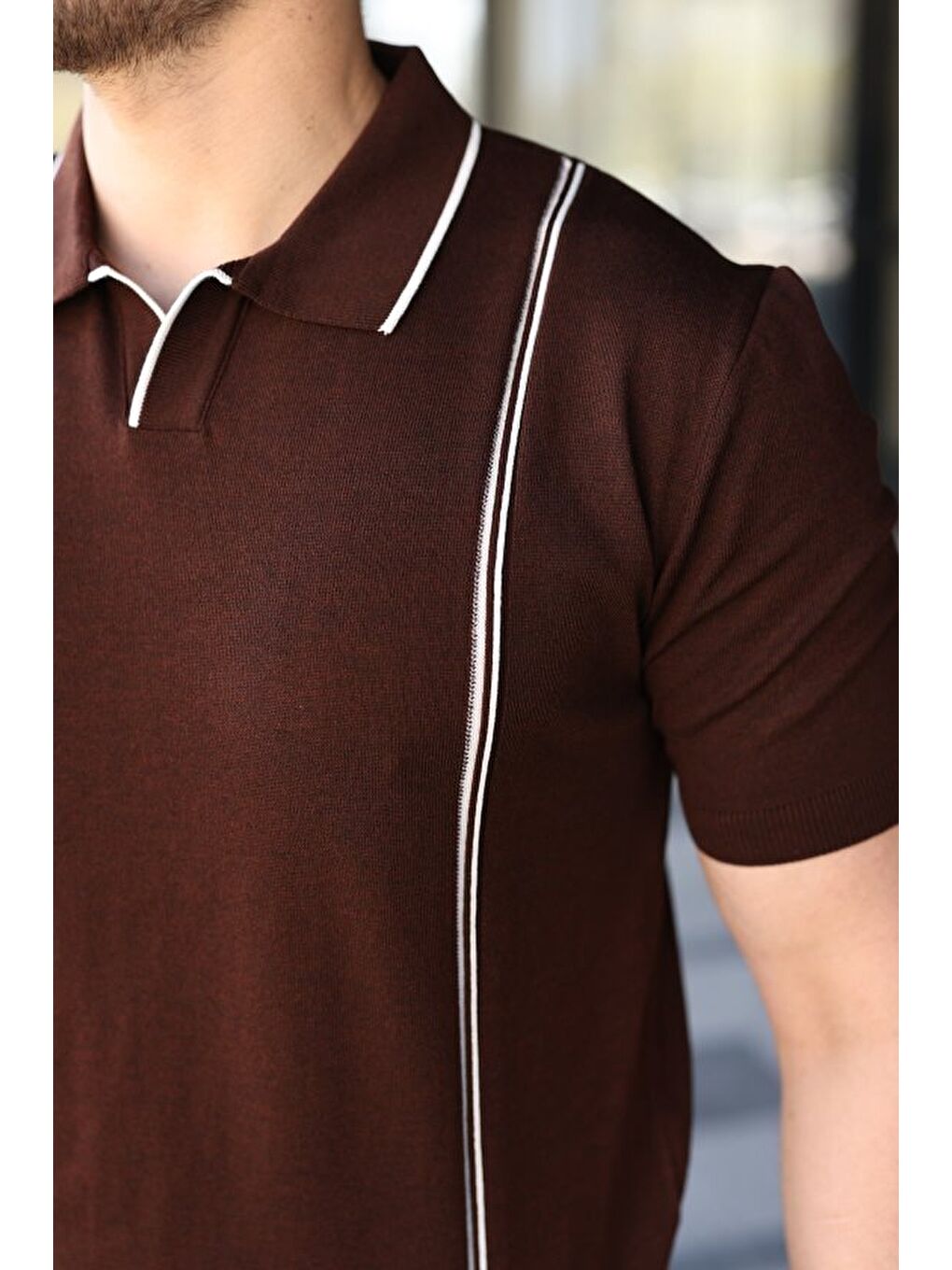 Kahverengi Erkek Çizgi Detaylı Polo Yaka Triko Tişört-2