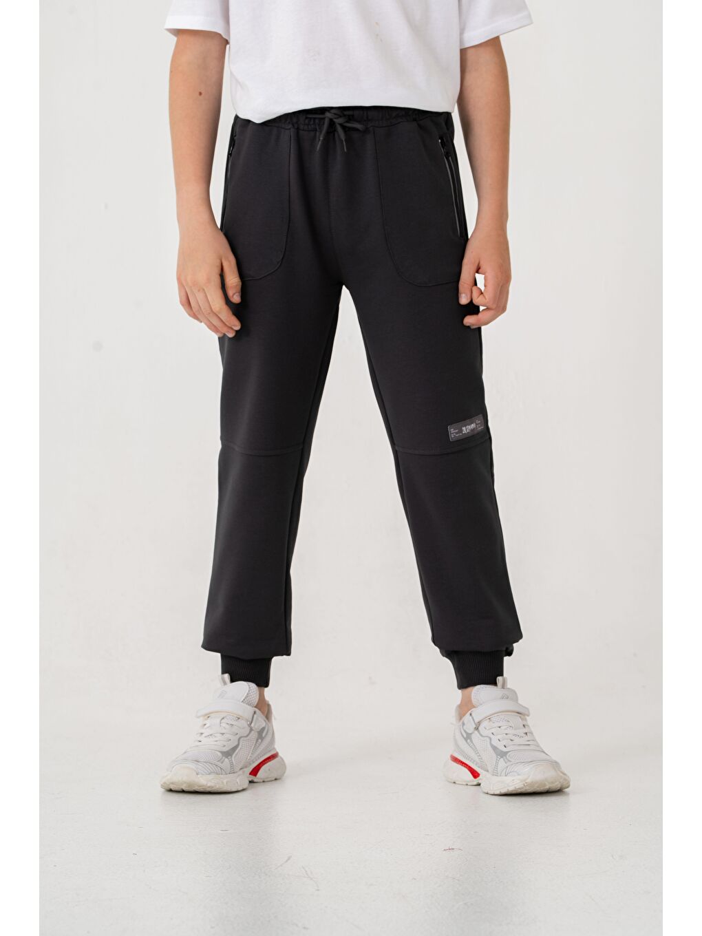 Gri Paça Ribanalı Cep Fermuarlı Erkek Çocuk Eşofman Alt