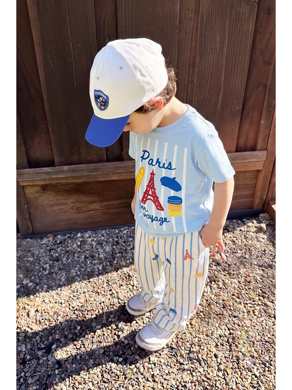 Erkek Çocuk Pamuklu Mavi Paris Baskılı T-Shirt Ve Çizgili Pantolon Alt Üst Takım-2