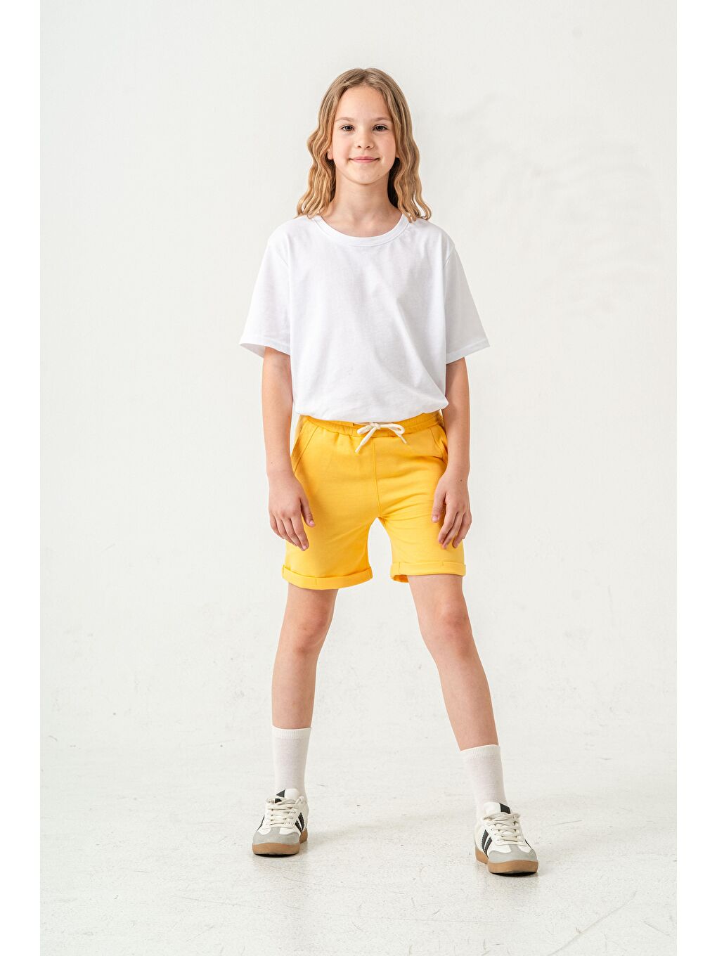 Sarı Always Be Joyful Nakışlı Kız Çocuk Şort