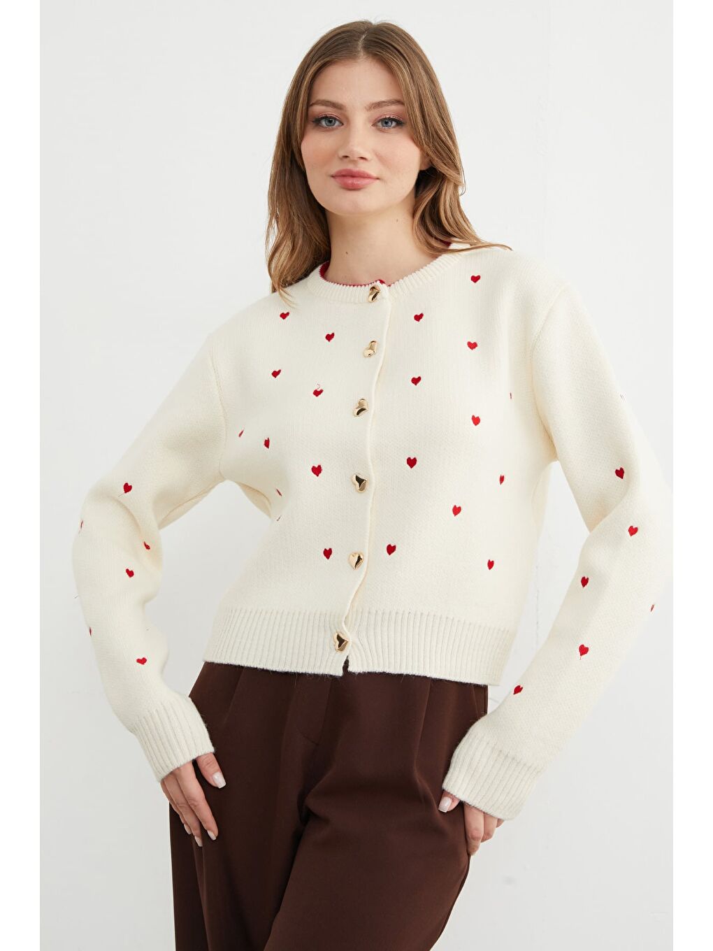 Ekru Kalp Nakışlı Düğmeli Triko Hırka-2