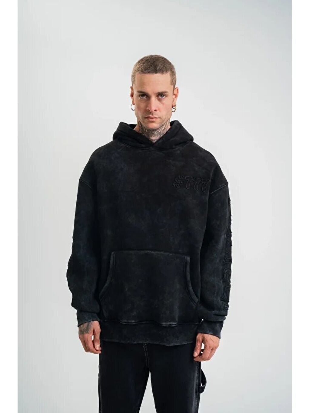 Unisex Uzun Kol Kapüşonlu Yıkamalı Nakışlı Sweatshirt - Siyah