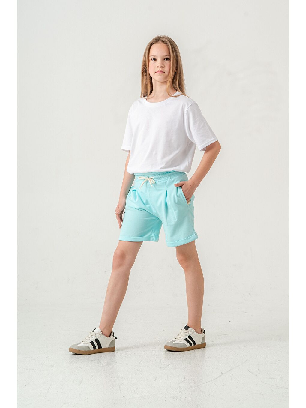 Turkuaz Duble Paça Kemer Kordonlu Kız Çocuk Şort-2