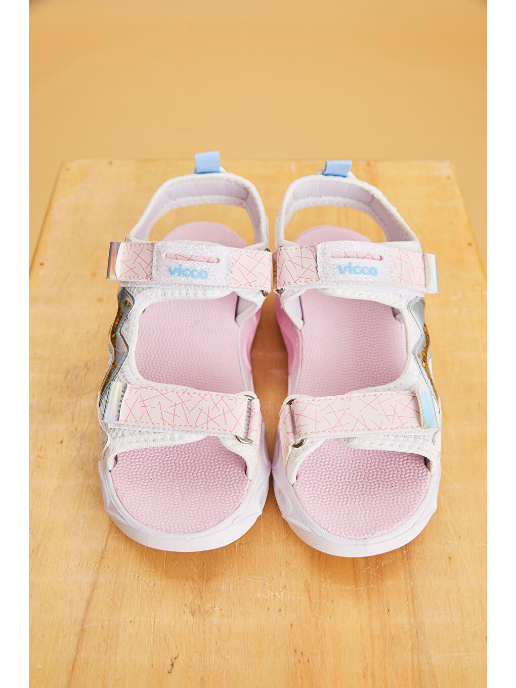 Legendy Işıklı Kız Okul Öncesi Beyaz Sandalet-2