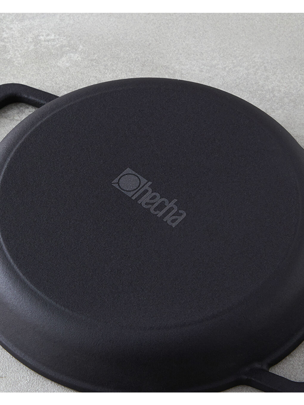 Hecha Demir Döküm Sahan 20 cm Siyah-3