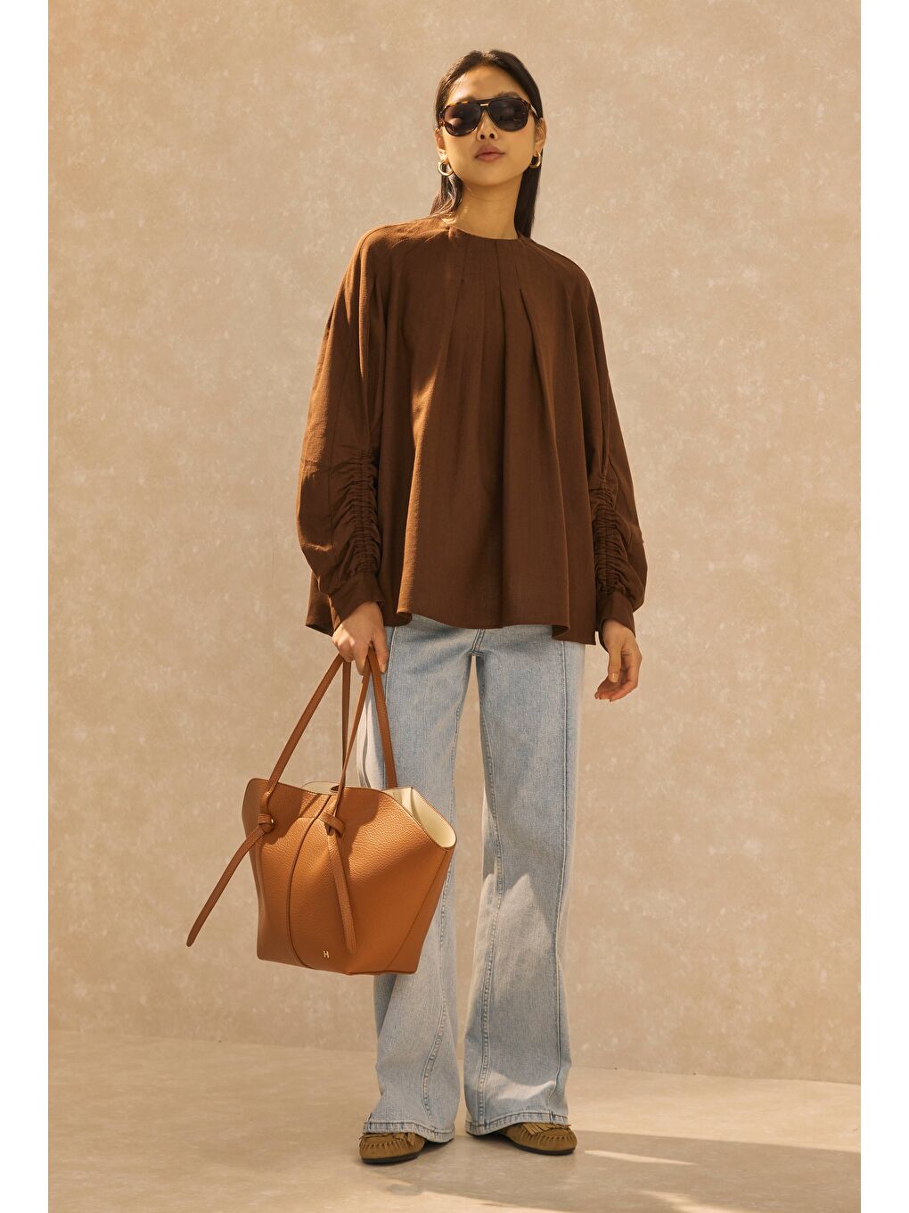 Kahverengi Kol Büzgülü Pamuk Keten Tunik Kahve-1