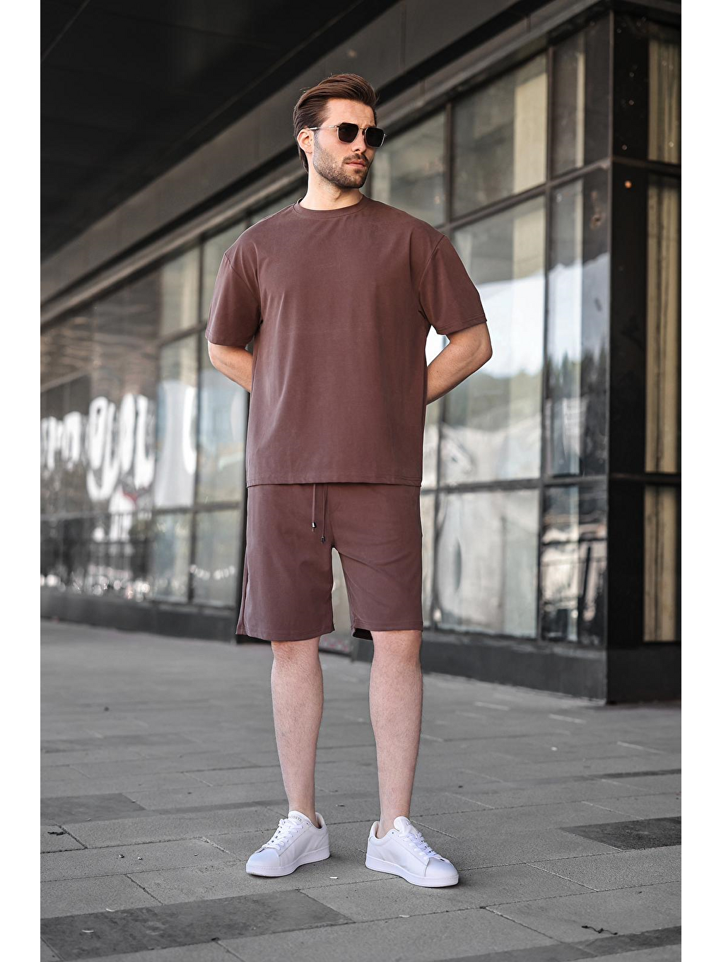Kahverengi Kumaş Erkek Şort Tişört Takım E7349-1