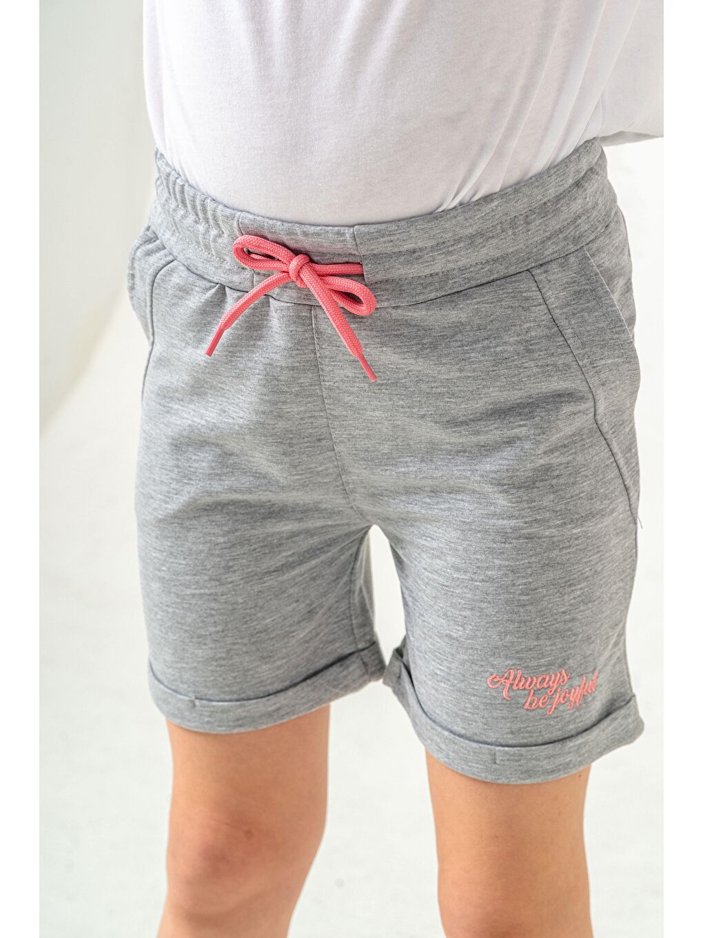 Gri Always Be Joyful Nakışlı Kız Çocuk Şort-3