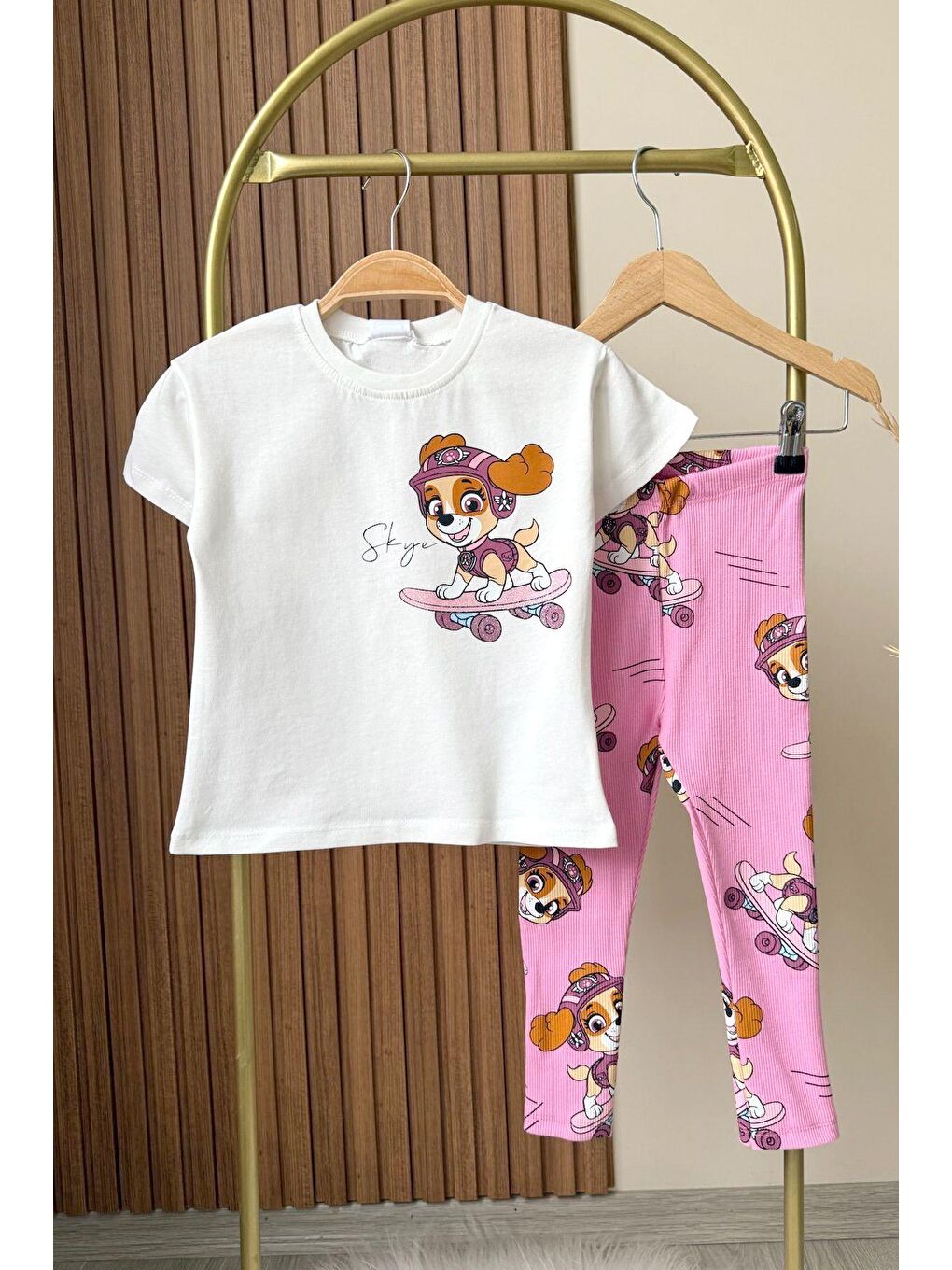 Pembe Kız Çocuk Pamuklu Kumaş Paw Patrol Baskılı Tshirt. Ve Fitilli Tayt Alt Üst Takım-1