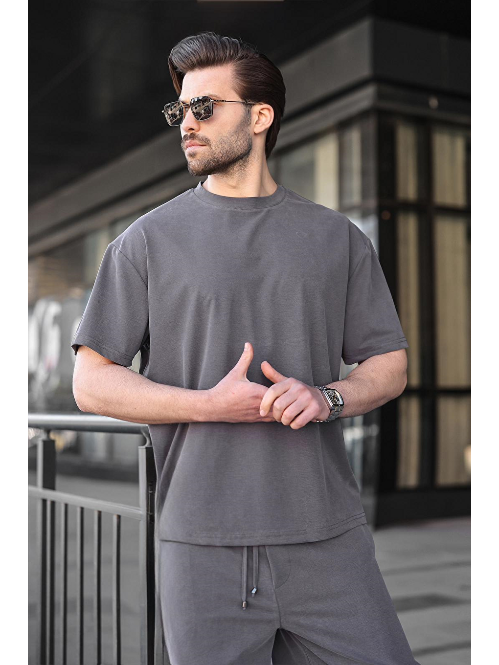 Boyalı Gri Kumaş Erkek Şort Tişört Takım E7349-2