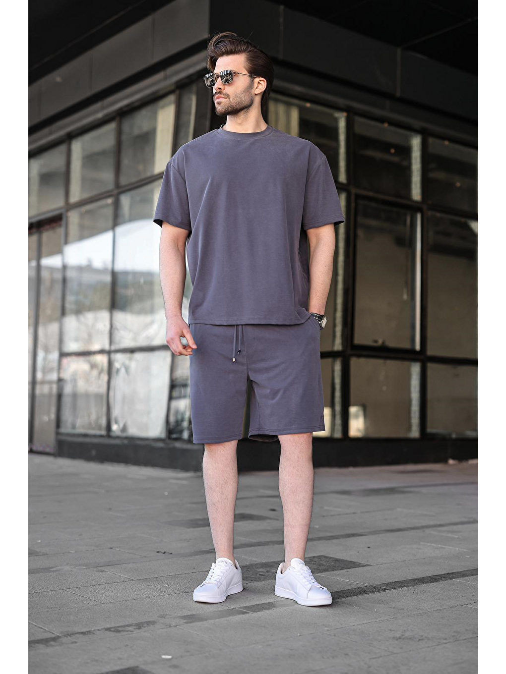 Gri Füme Kumaş Erkek Şort Tişört Takım E7349-1