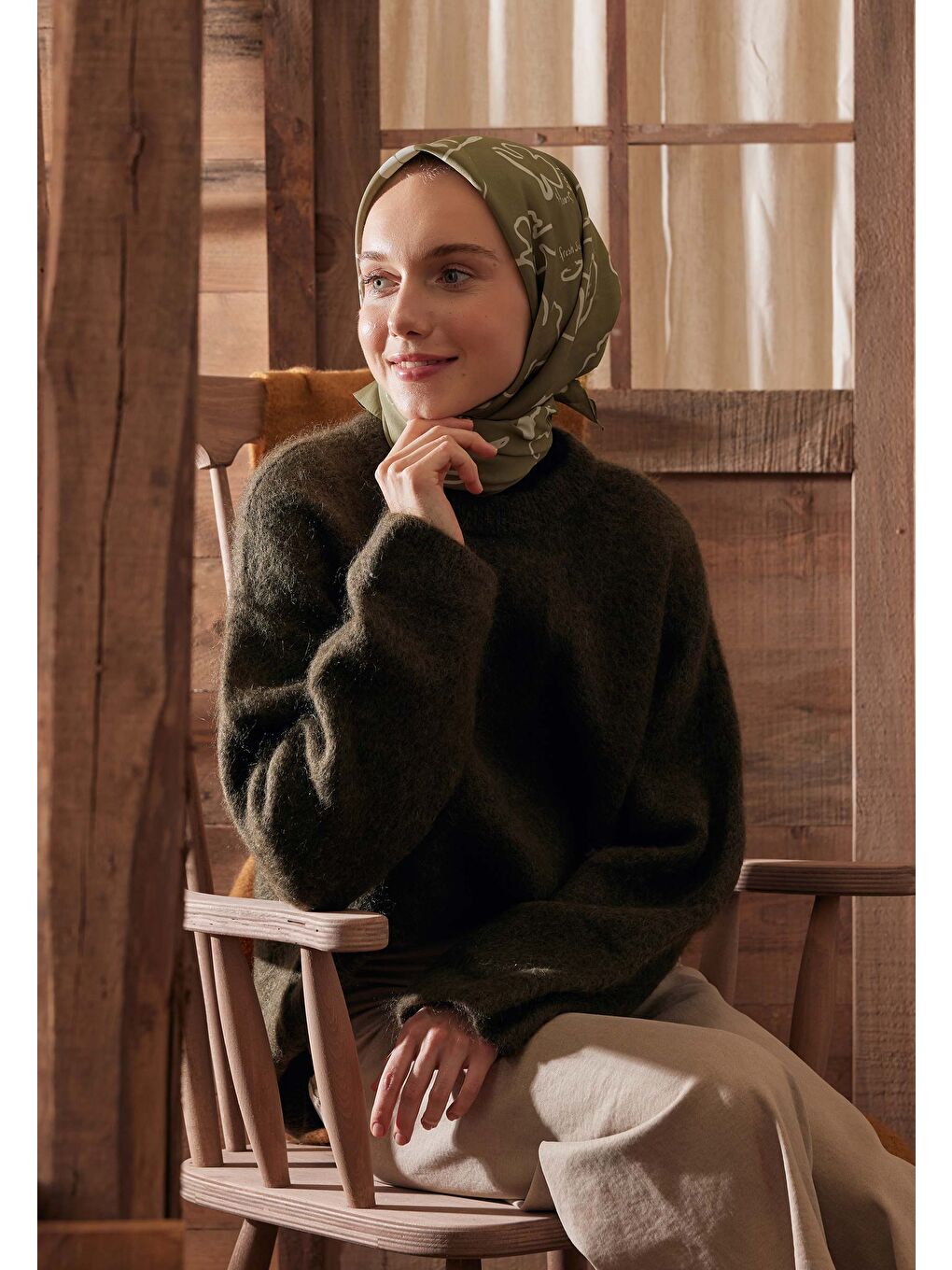 Luna Desen Pamuk İpek Eşarp Haki-2