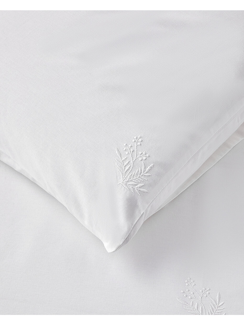 Royal Leafage Nakışlı Pamuk Çift Kişilik Nevresim Takımı 200x220 cm Beyaz-3