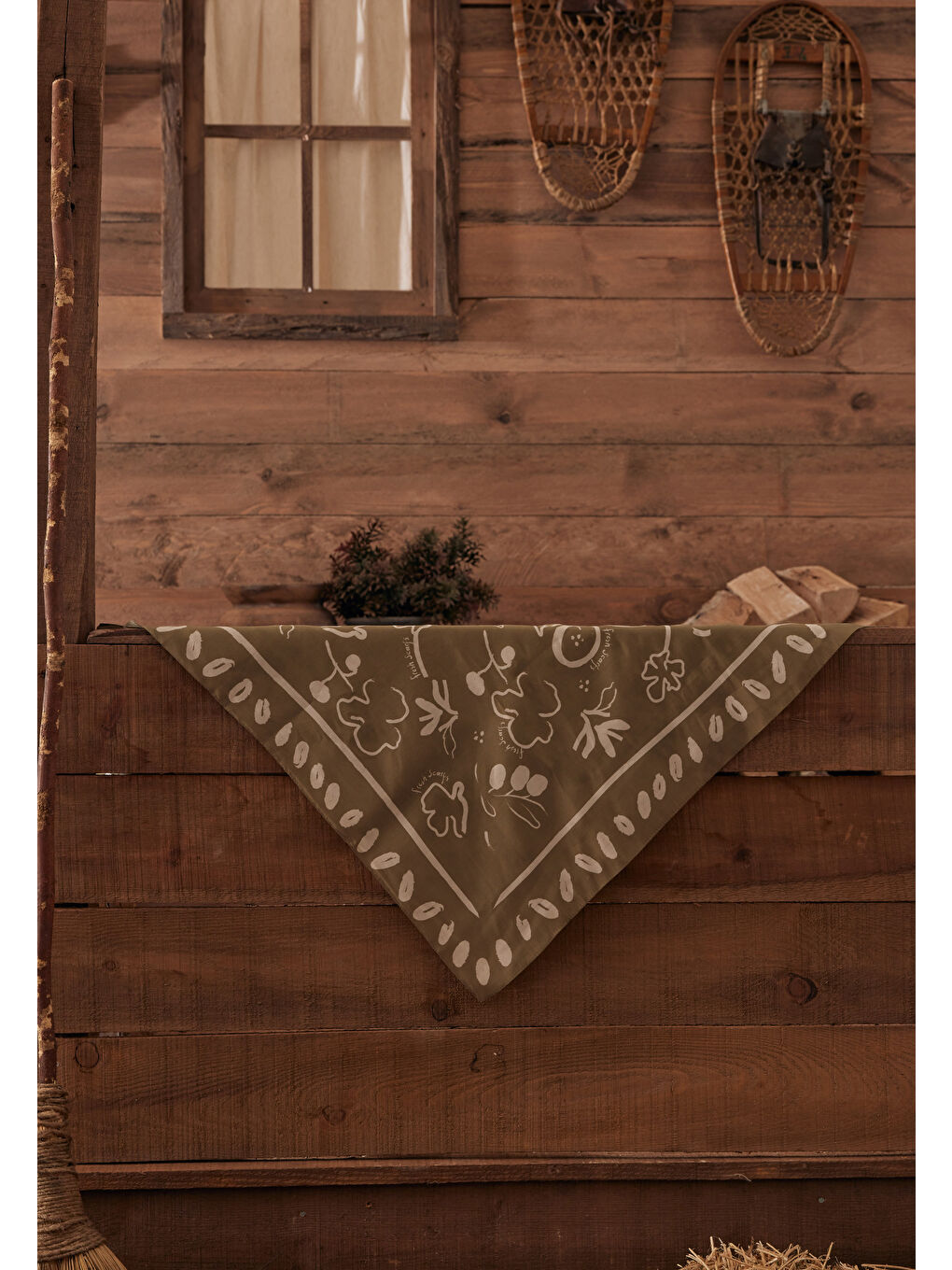 Luna Desen Pamuk İpek Eşarp Haki-3