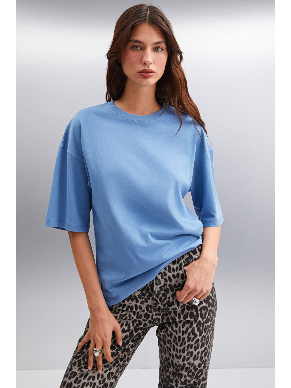 Betsy Kadın %100 Pamuk Bisiklet Yaka Kısa Kollu Fit Relaxed Mavi T-shirt-3