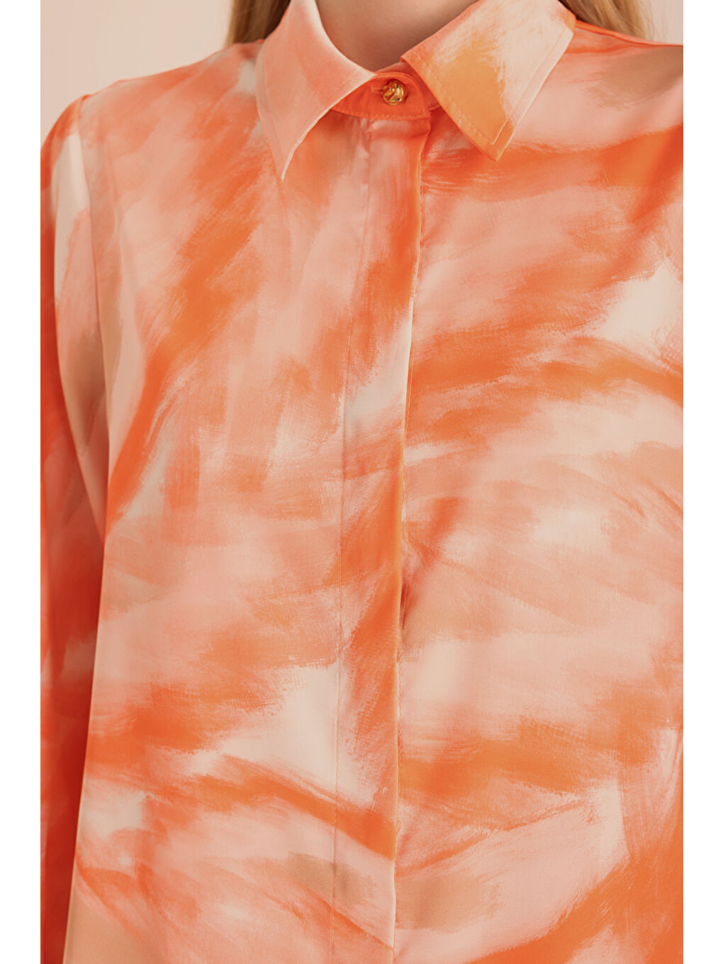 Beyaz Desenli Saten Tunik-2